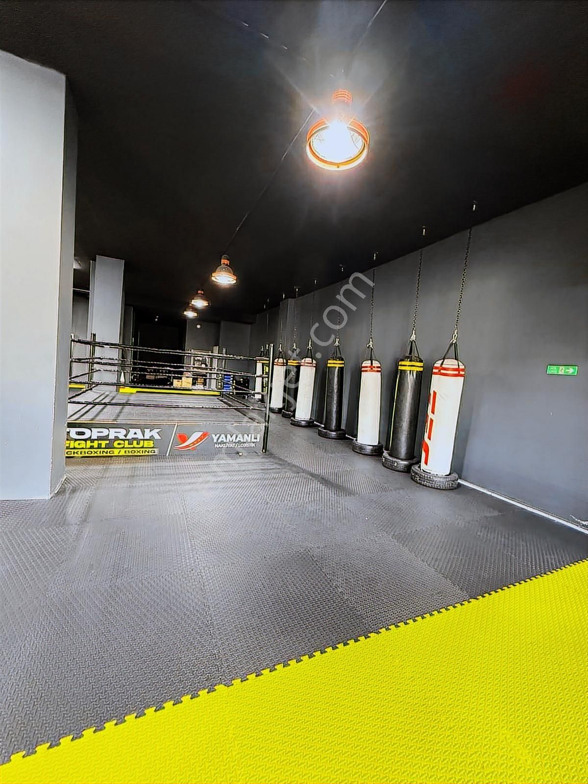 Esenyurt Mert Life Sitesi'de 150 M² Kurumsal Kiracılı Dükkan !!! - Görsel 4