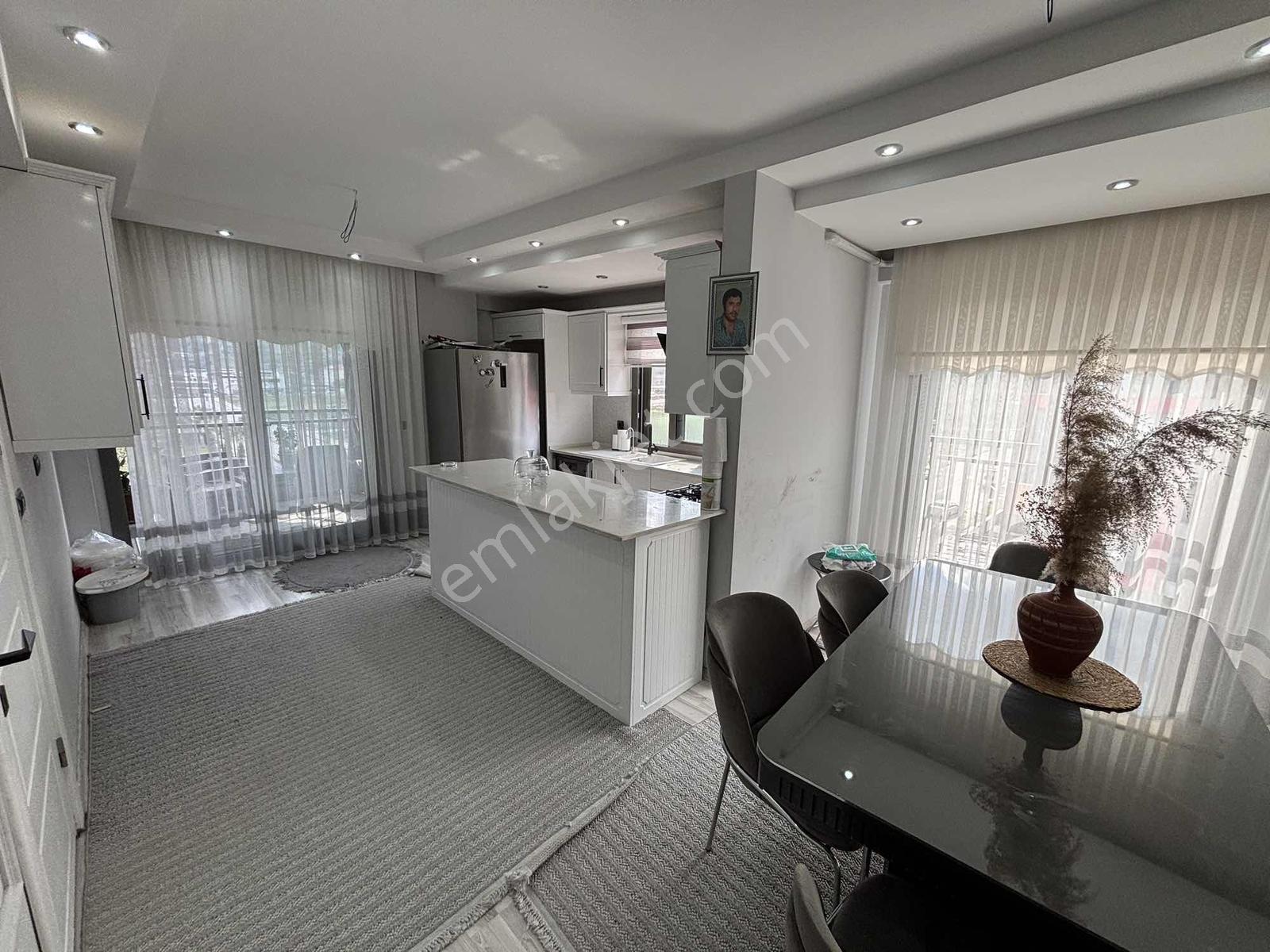 Salihli Satılık 4+1 250 M2 Dublex Daire Kurtuluş Mah Gümüş Çayı - Görsel 7