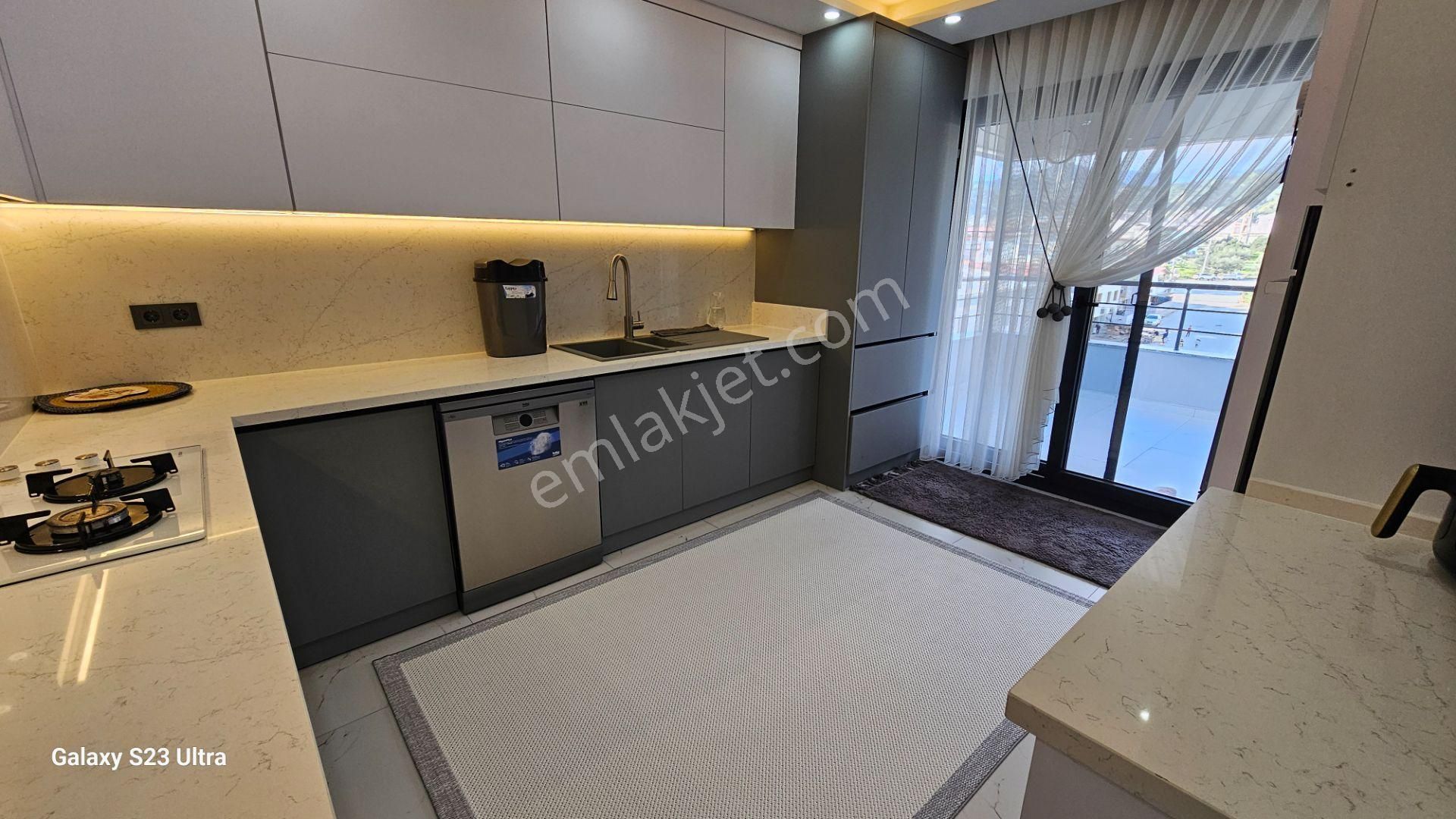 Göçmen Gayrimenkul'den Yıldıztepe Mah.3+1 Satılık Lüks Daire - Görsel 24