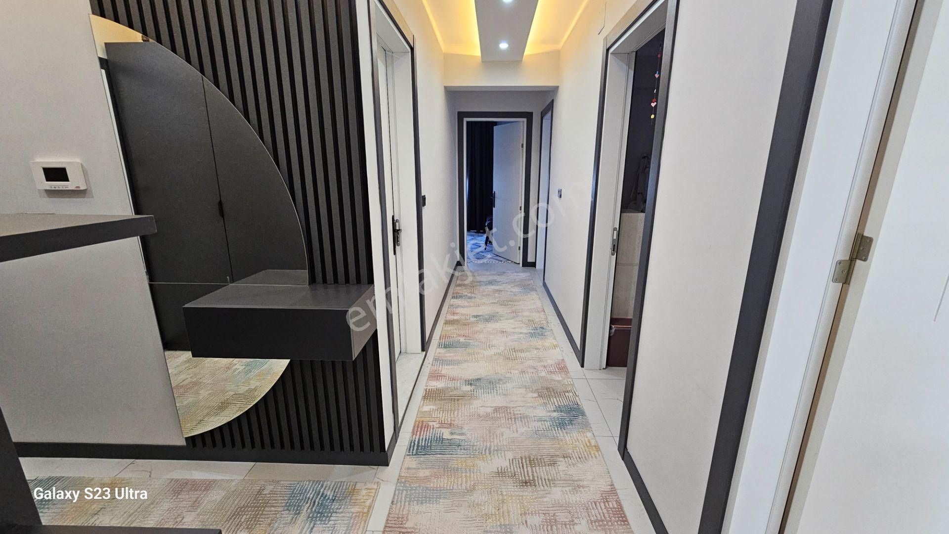 Göçmen Gayrimenkul'den Yıldıztepe Mah.3+1 Satılık Lüks Daire