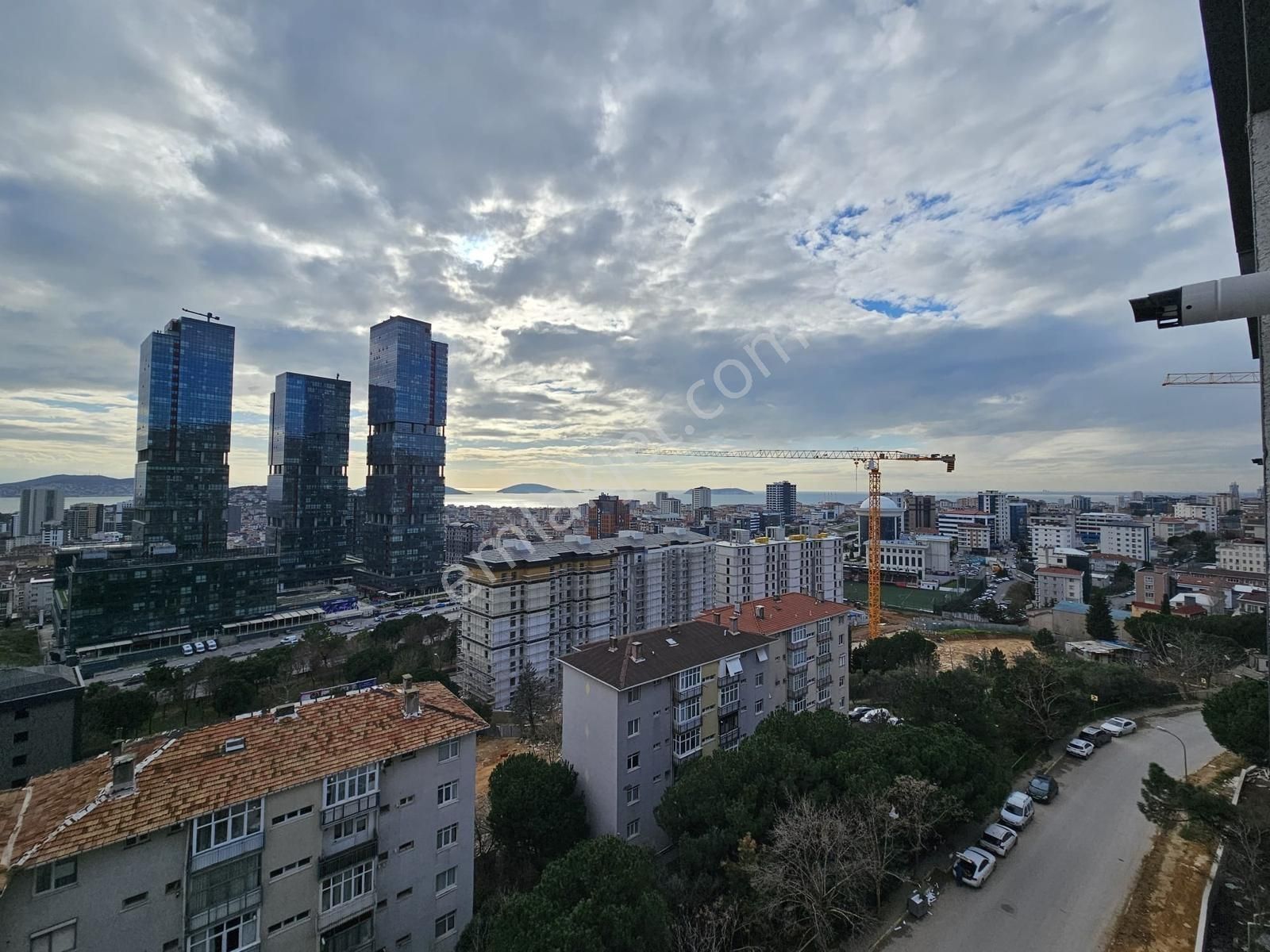Esenkent Doğa Park Sitesi Kapalı Otoparklı Ebv Banyolu Sıfır 3+1