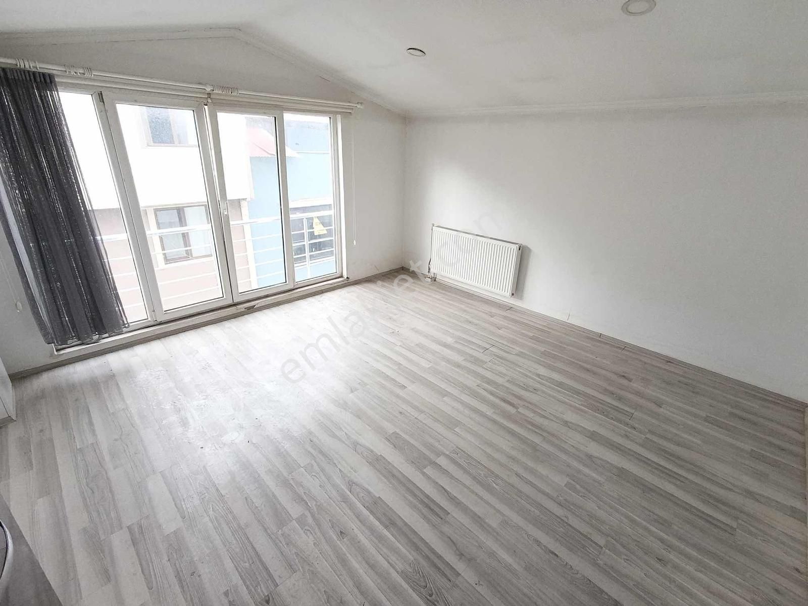 Şekerler Emlaktan Metroya Yakın Merkezi Konumlu Kiralık Daire - Görsel 5