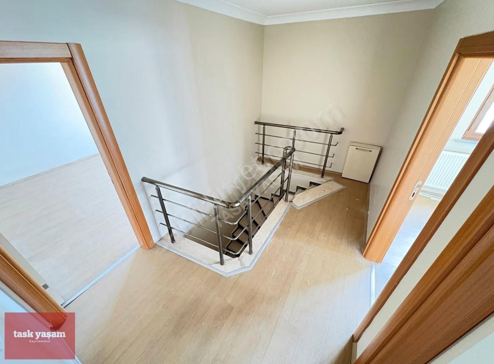 Gebze Köşklüçeşmede Fırsat Satılık 4+1 Teraslı Dubleks Daire - Görsel 13