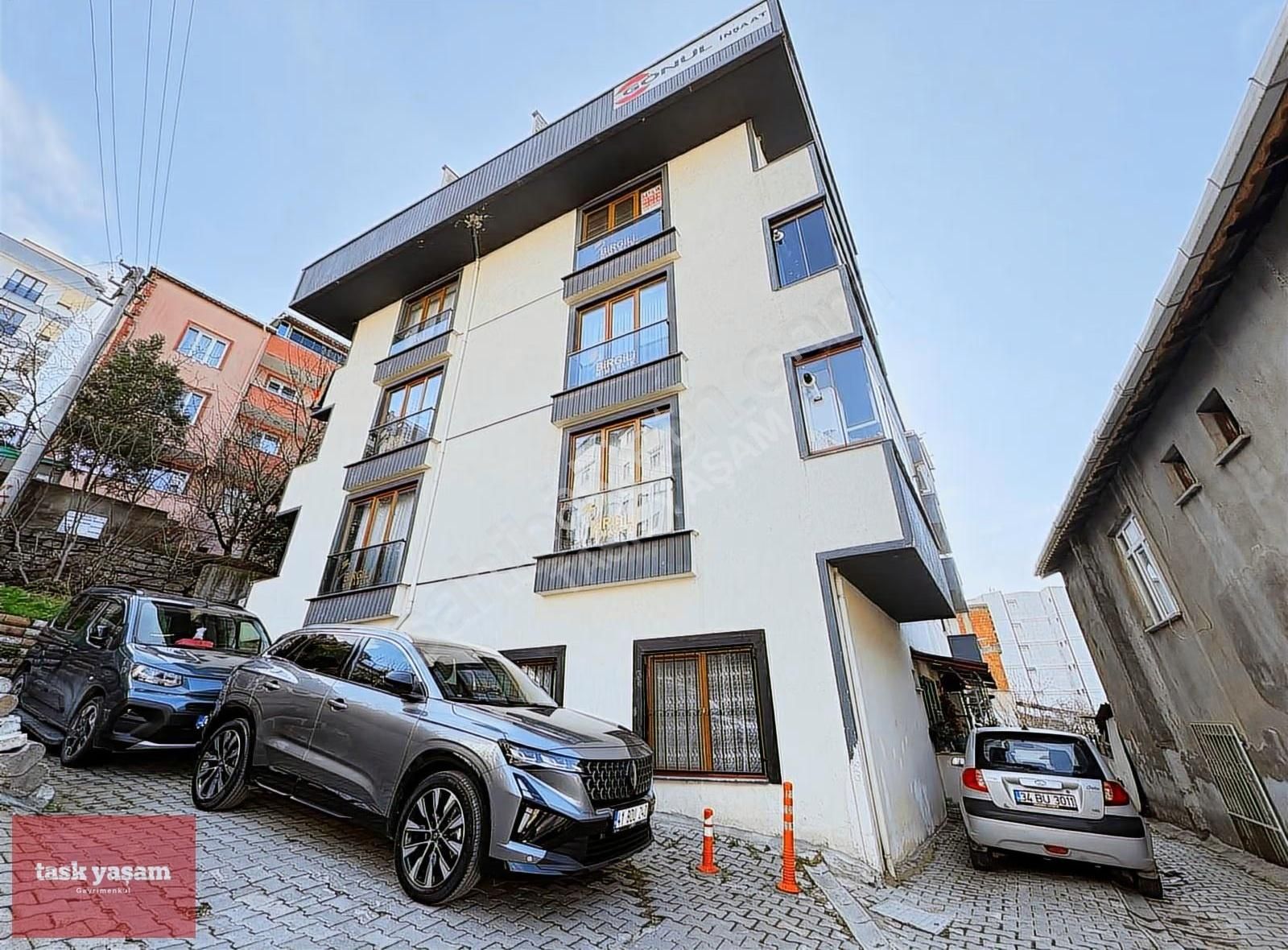 Gebze Köşklüçeşmede Fırsat Satılık 4+1 Teraslı Dubleks Daire - Görsel 2