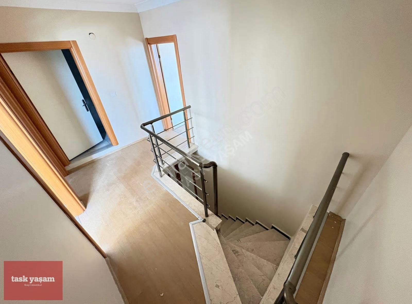 Gebze Köşklüçeşmede Fırsat Satılık 4+1 Teraslı Dubleks Daire - Görsel 21