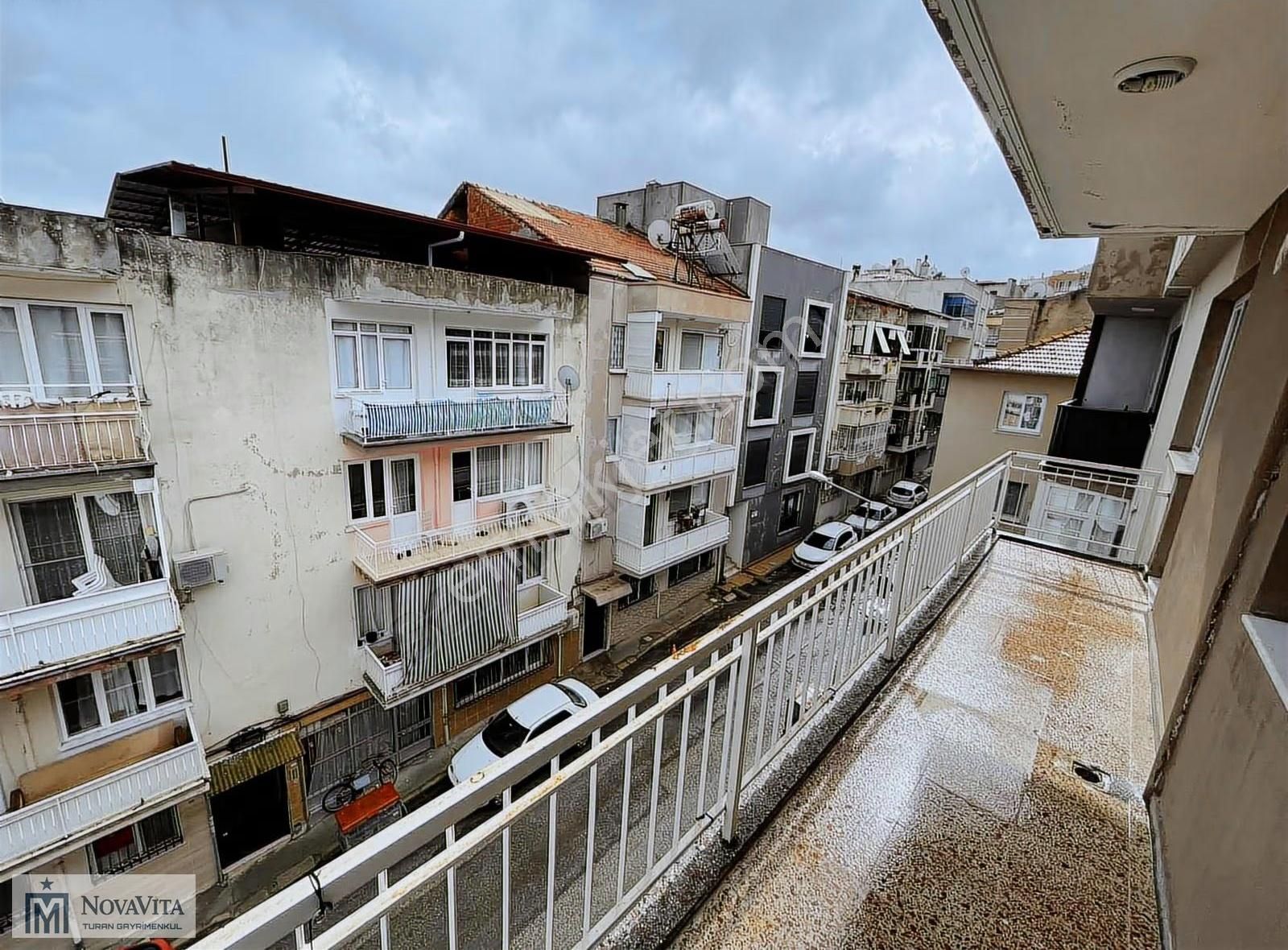 Balçova Fevzi Çakmak Mah. 3+1 125 M2 Satılık Daire - Görsel 11