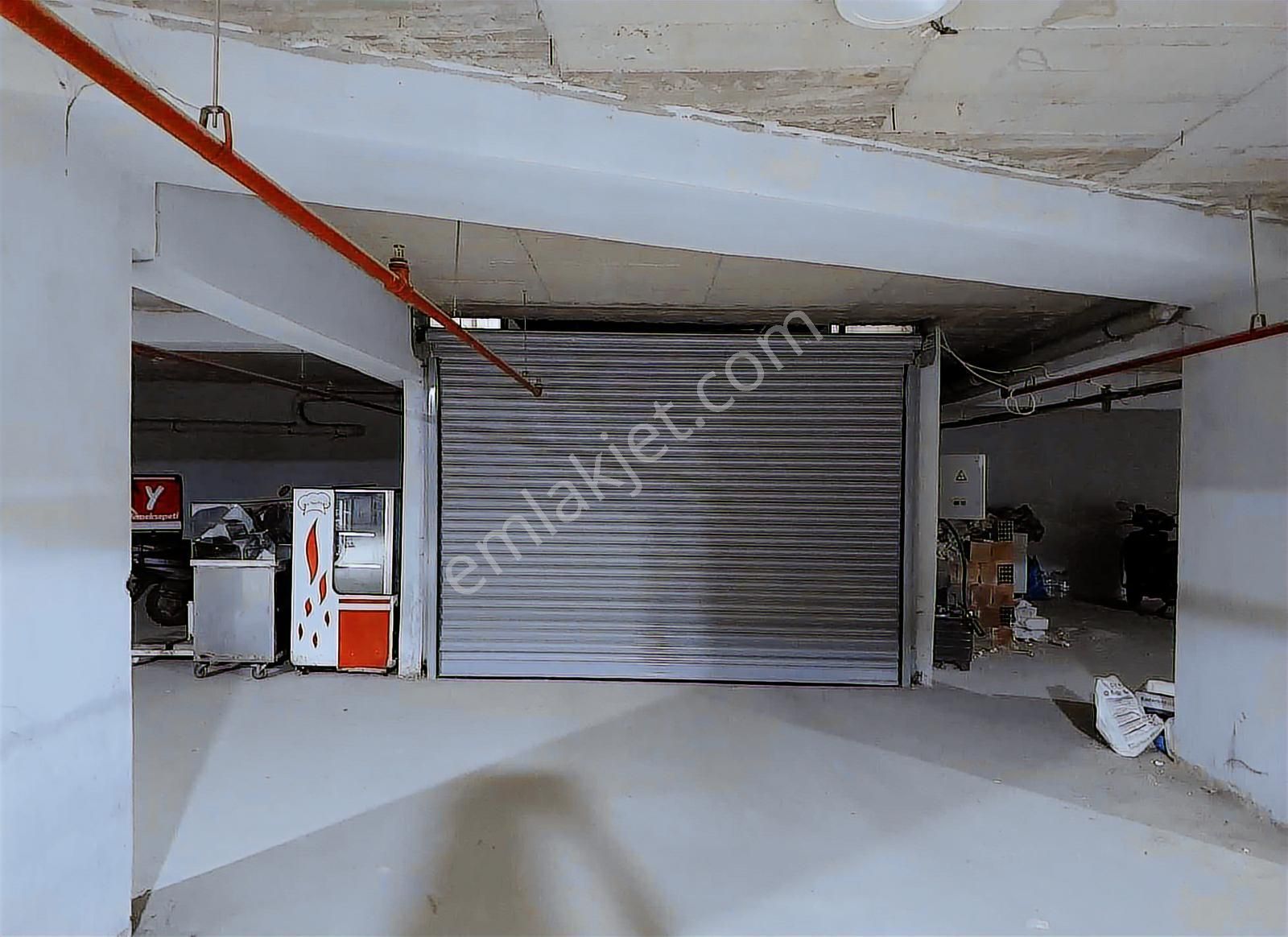 Turpa Megadan Soğukkuyu Cadde Üzerinde Satılık 4+1 Daire - Görsel 11