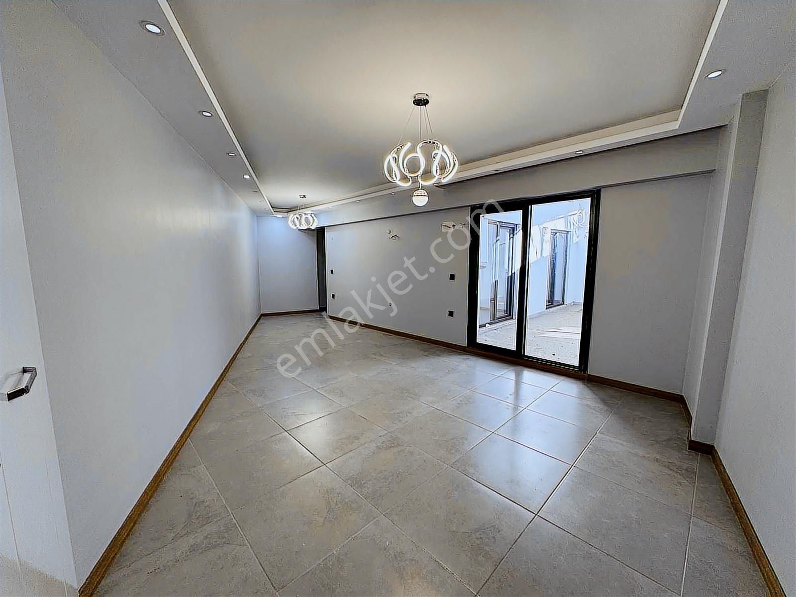 Turpa Megadan Soğukkuyu Cadde Üzerinde Satılık 4+1 Daire - Görsel 29