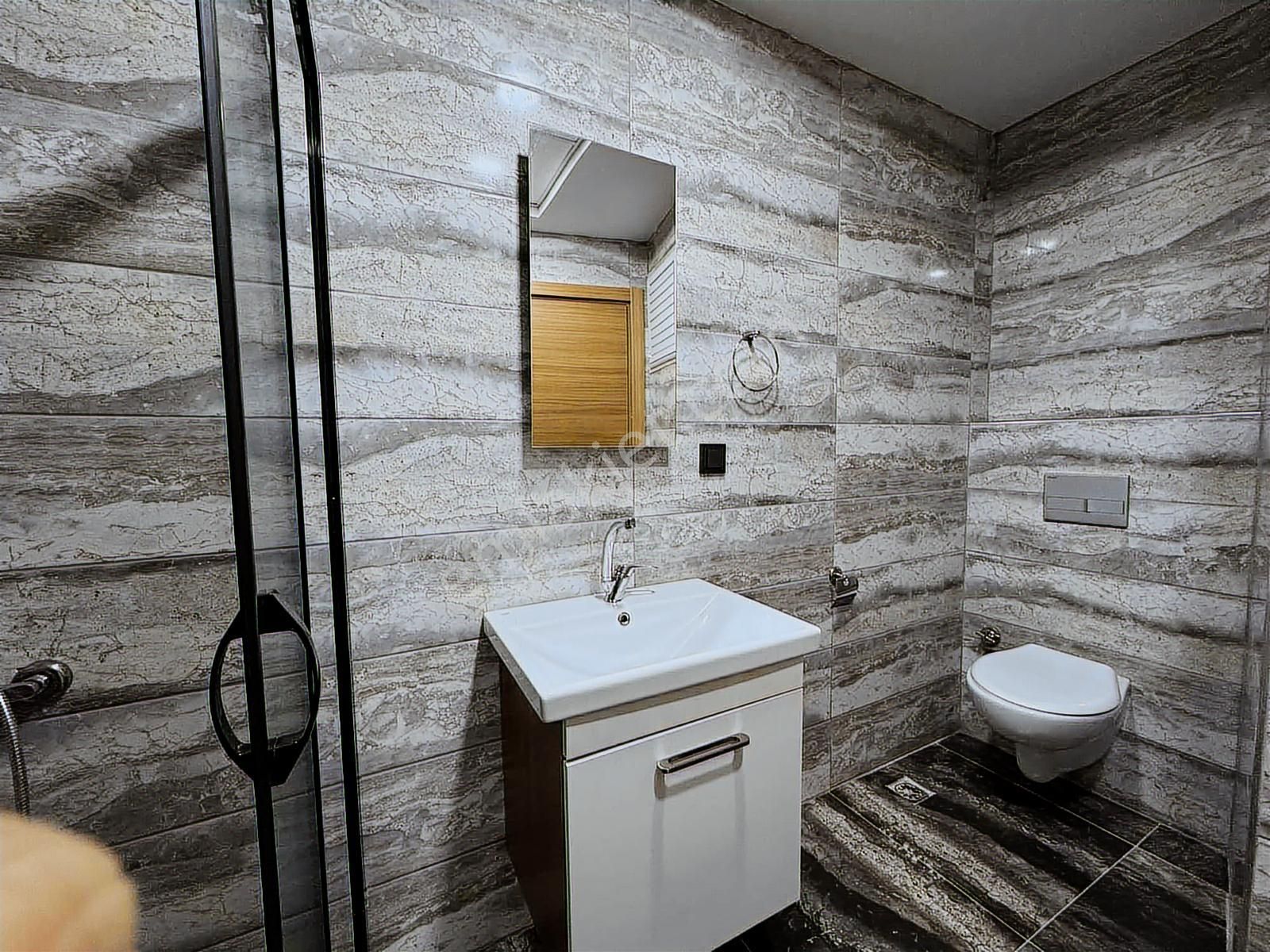 Turpa Megadan Soğukkuyu Cadde Üzerinde Satılık 4+1 Daire - Görsel 9