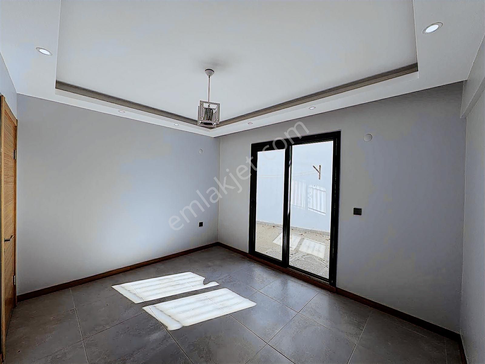 Turpa Megadan Soğukkuyu Cadde Üzerinde Satılık 4+1 Daire - Görsel 6