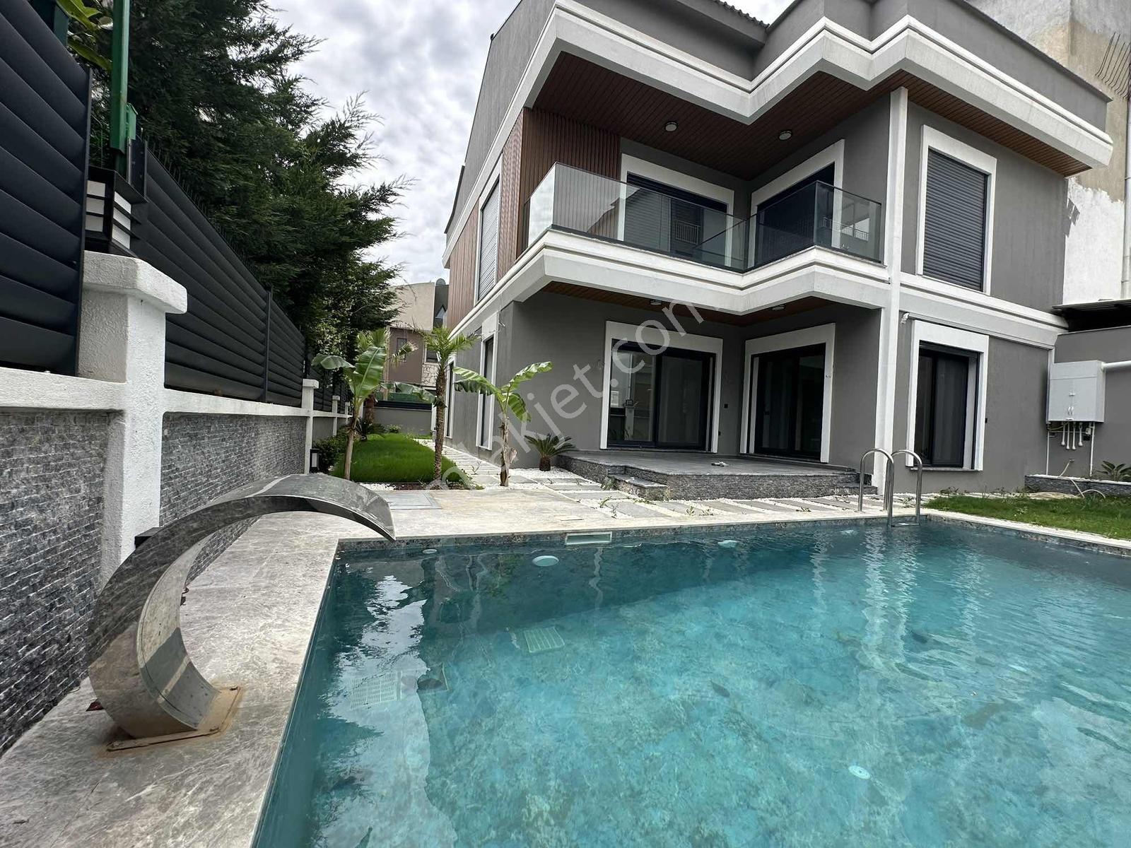 Qzen Gayrimenkulden Havuzlu Müstakil Villa - Görsel 23