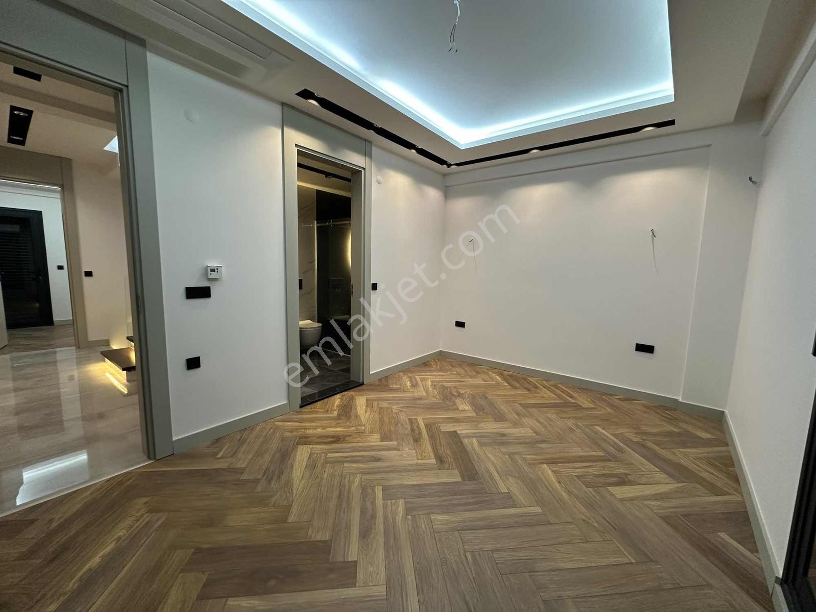 Qzen Gayrimenkulden Havuzlu Müstakil Villa - Görsel 27