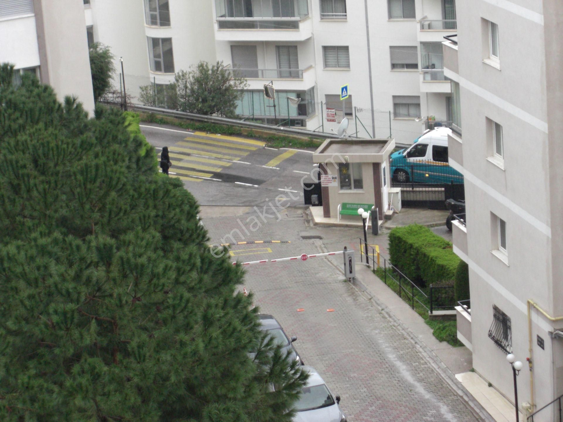 Egeturemlaktan Site İçi Denizmanzaralı 3+1kiralık Daire - Görsel 18