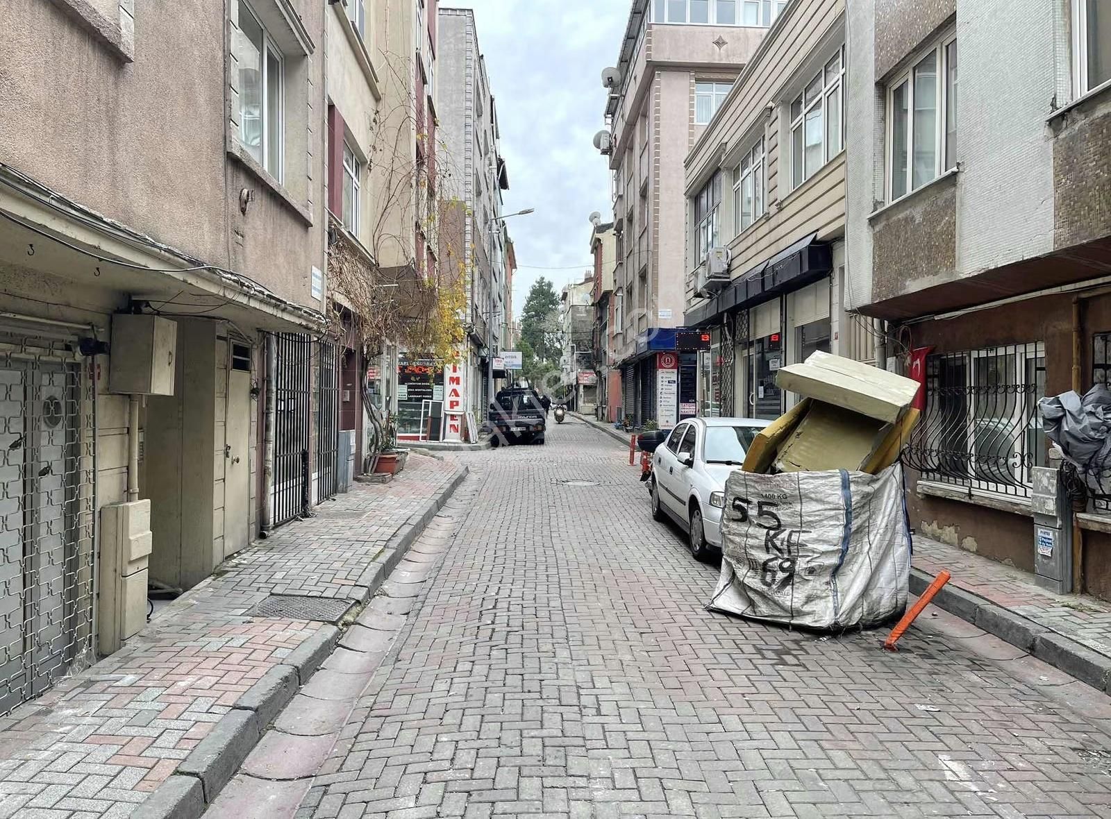 Bayrampaşa Yenidoğan Düz Giriş 120 M² Kiralık İşyeri ! 25.000 Tl - Görsel 12
