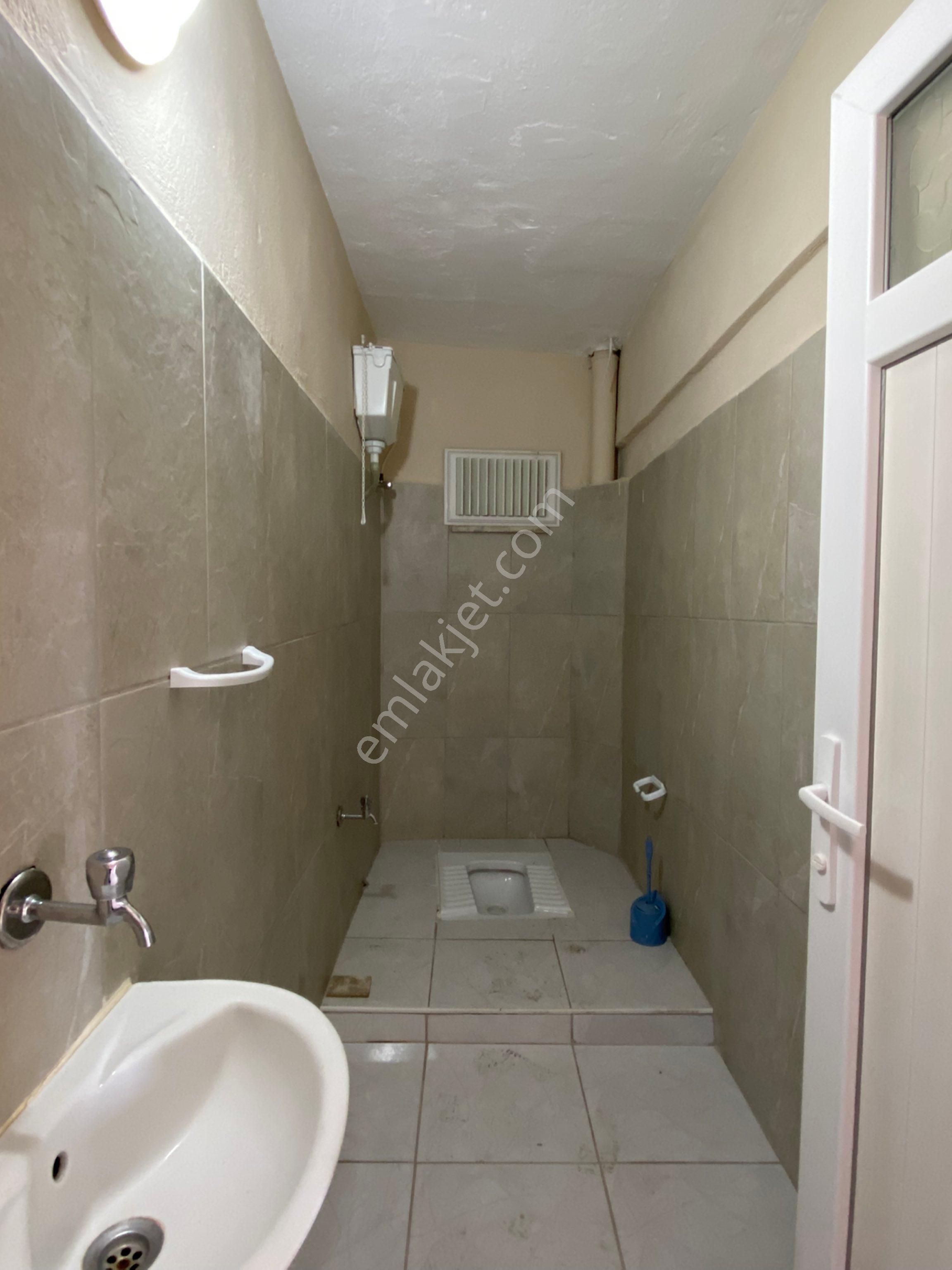 Era’dan Umurlu’da Yenilenmiş Oturmaya Hazır Kiralık 3+1 Daire - Görsel 15
