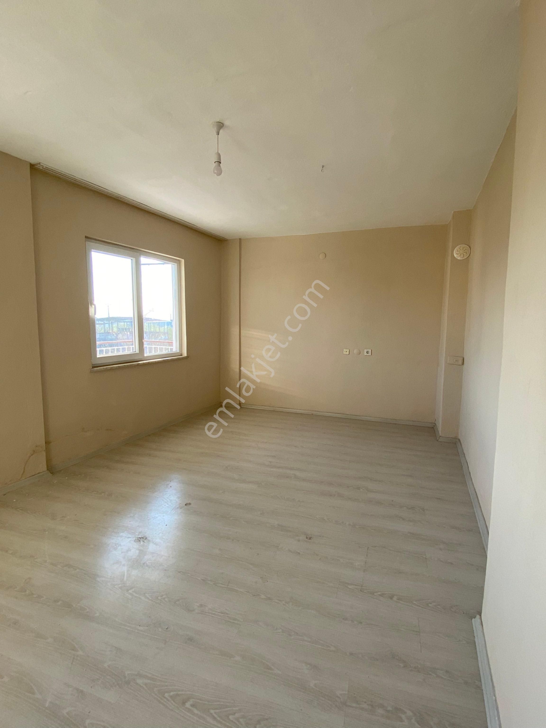 Era’dan Umurlu’da Yenilenmiş Oturmaya Hazır Kiralık 3+1 Daire - Görsel 5