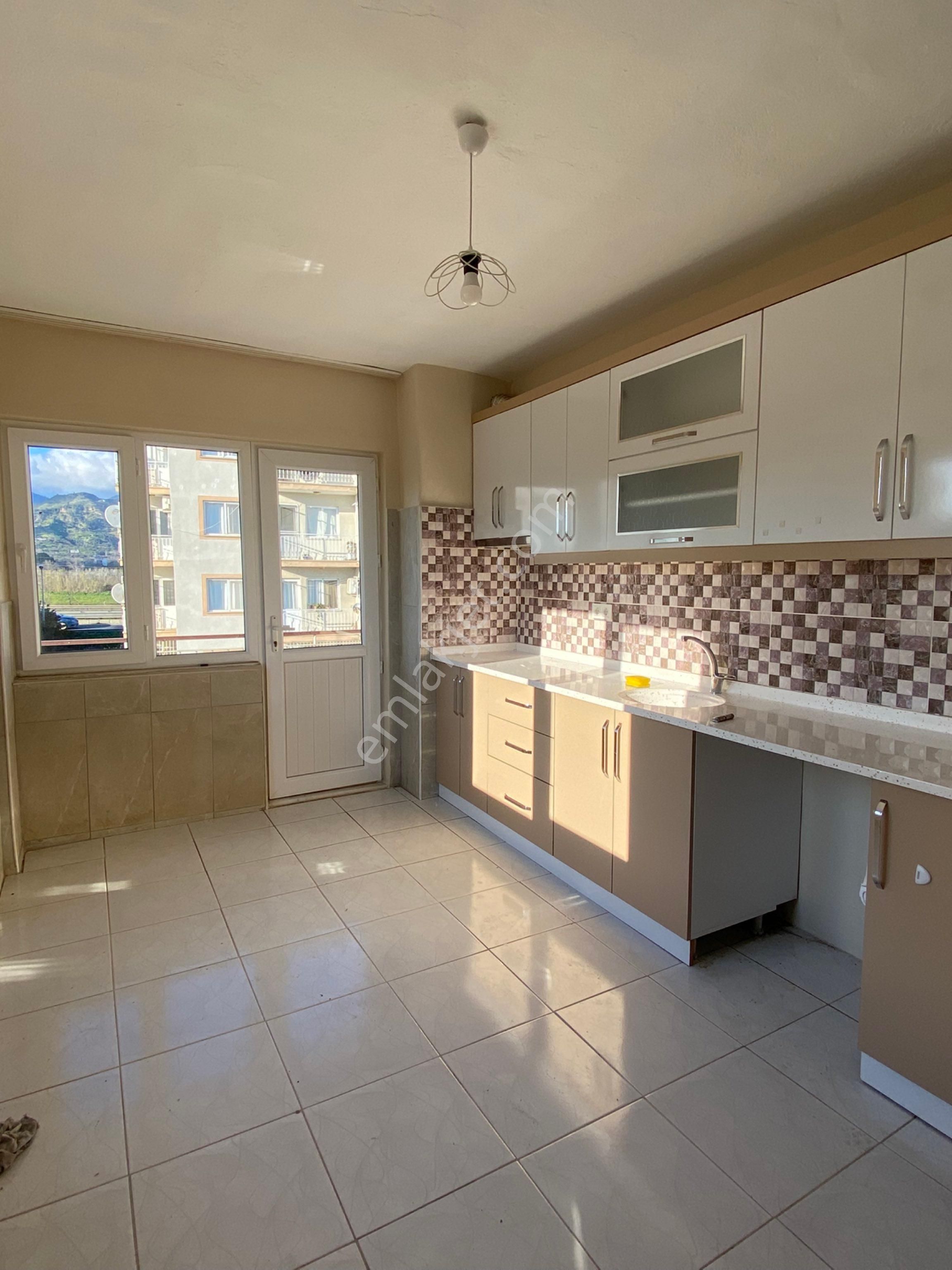 Era’dan Umurlu’da Yenilenmiş Oturmaya Hazır Kiralık 3+1 Daire - Görsel 12