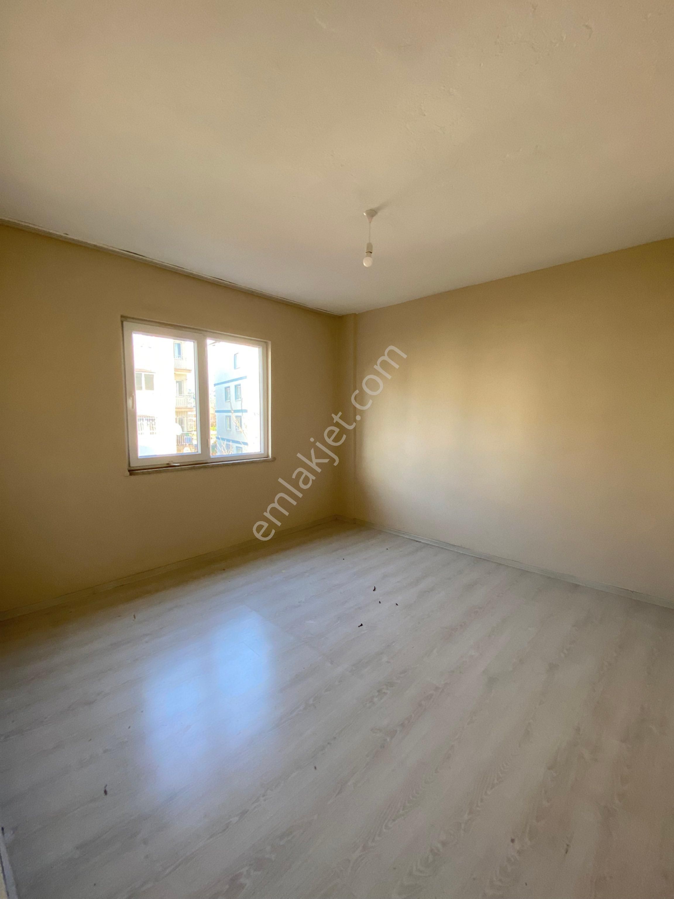 Era’dan Umurlu’da Yenilenmiş Oturmaya Hazır Kiralık 3+1 Daire - Görsel 8