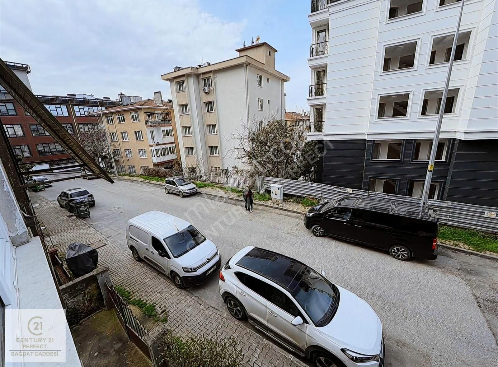 Maltepe Feyzullah Mahallesinde 3+1 Kiralık Daire - Görsel 7