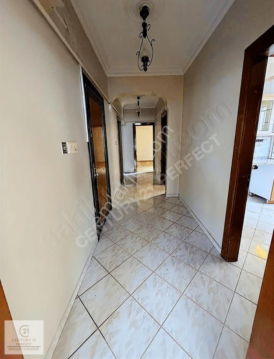 Maltepe Feyzullah Mahallesinde 3+1 Kiralık Daire - Görsel 32