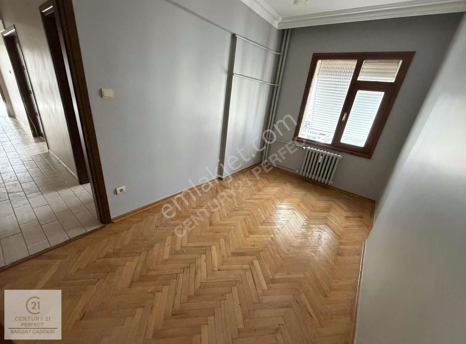 Erenköy'de Marmaraya Yakın 7/24 Güvenlikli 4+1 Kiralık Daire - Görsel 7