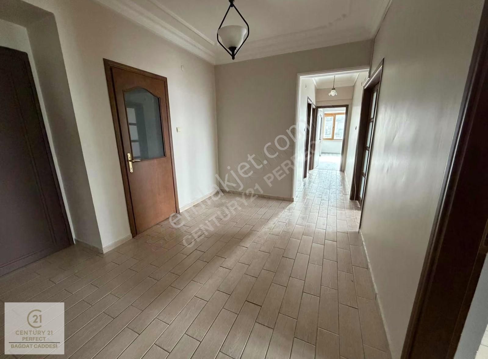 Erenköy'de Marmaraya Yakın 7/24 Güvenlikli 4+1 Kiralık Daire - Görsel 25