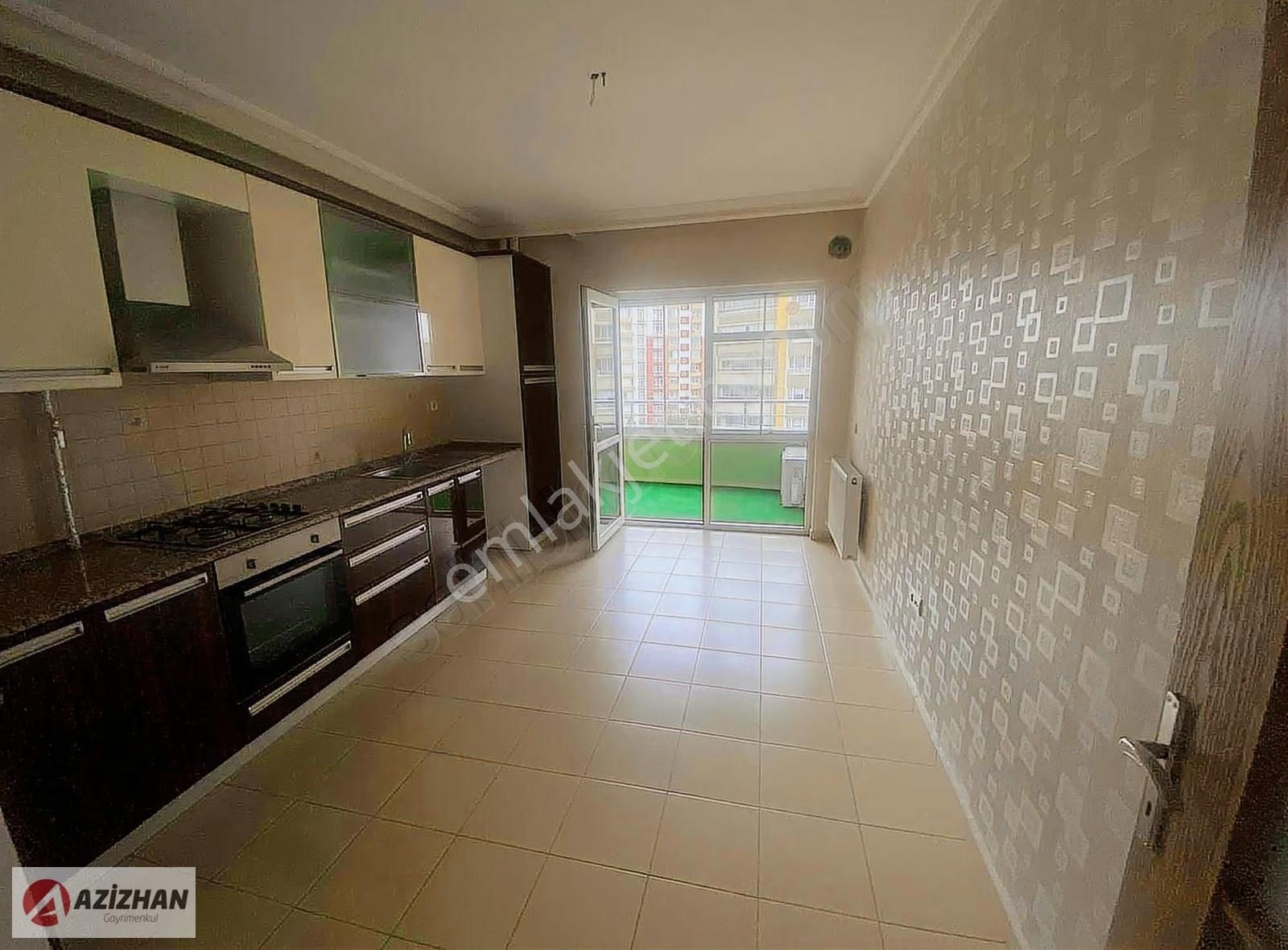 Azizhandan Bahçeşehirde Satılık Ara Kat 3+1 Bakımlı Daire - Görsel 5