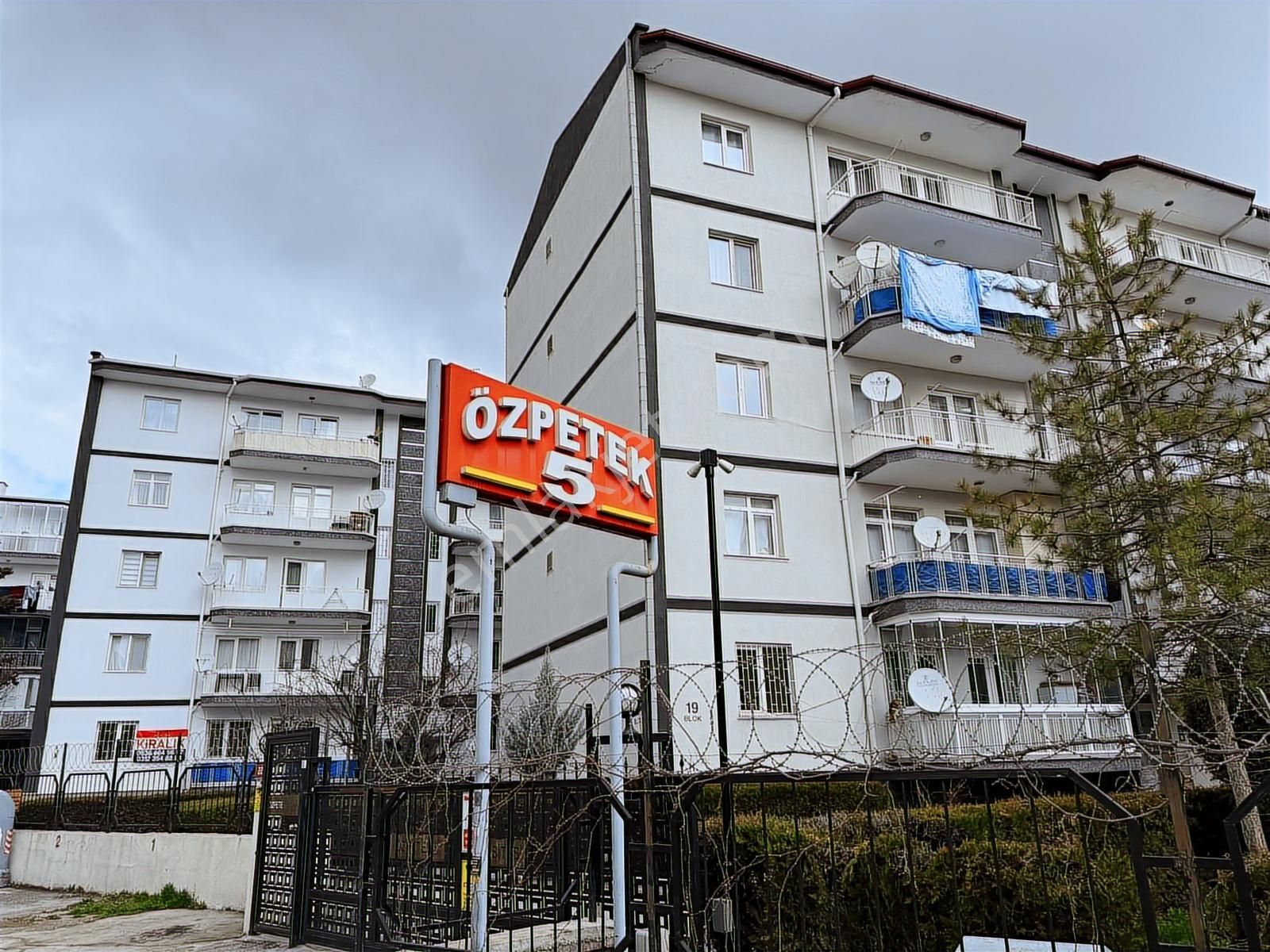 Rıza Acar'dan Ergazi Mah. Özpetek 5 Sitesinde Y.giriş 3+1kiralık - Görsel 2