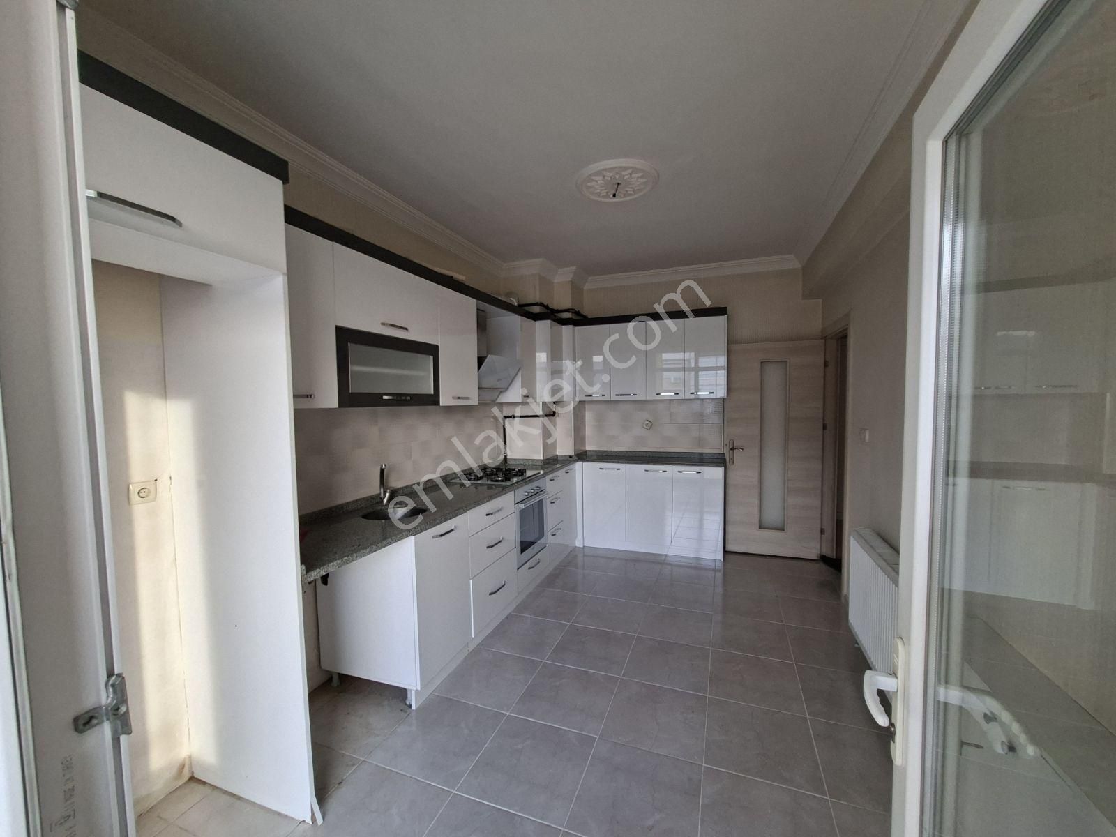 Alemdar Caddesine Cephe 3+1 Ara Kat Kiralık Daire - Görsel 8