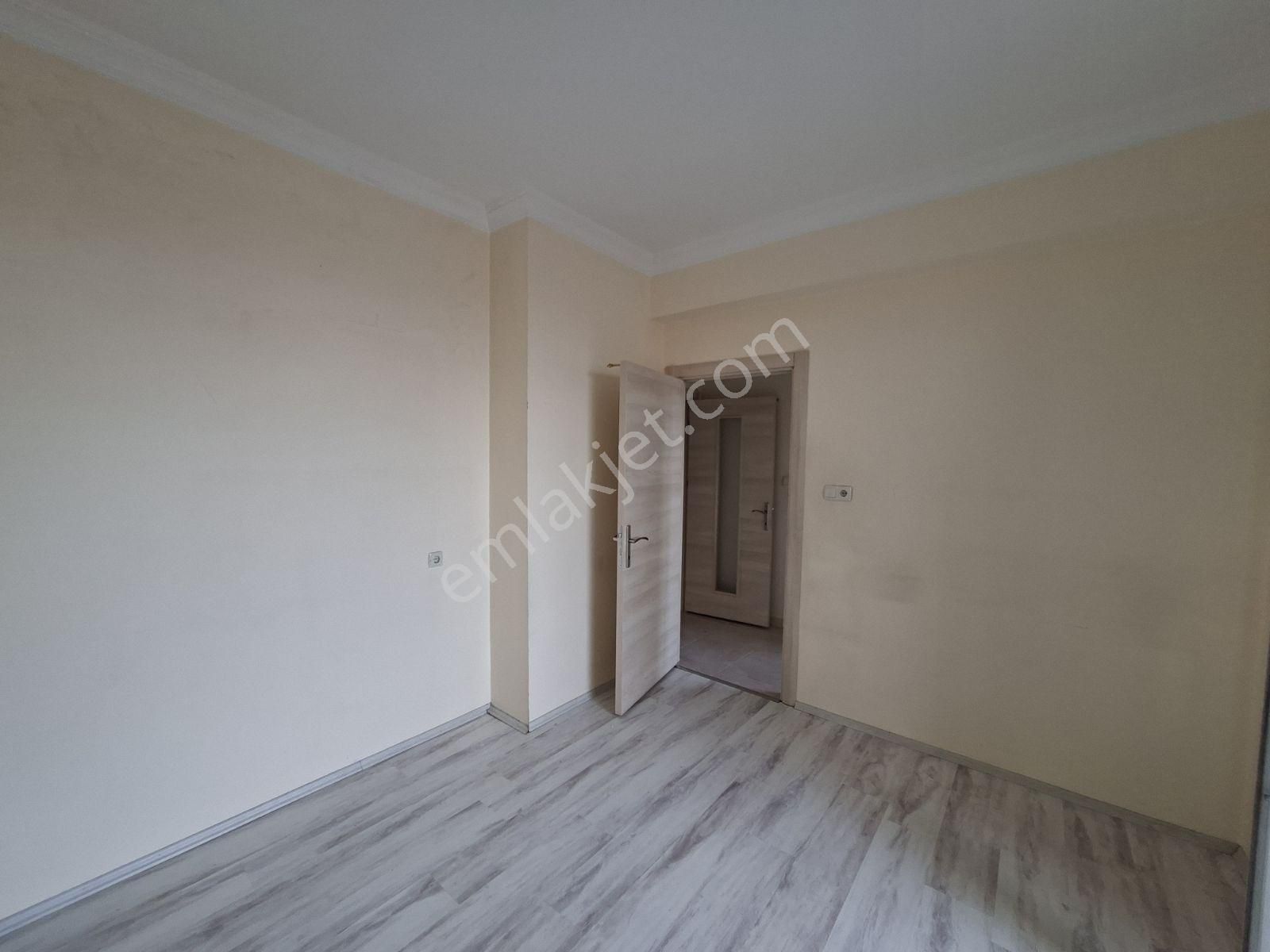 Alemdar Caddesine Cephe 3+1 Ara Kat Kiralık Daire - Görsel 9