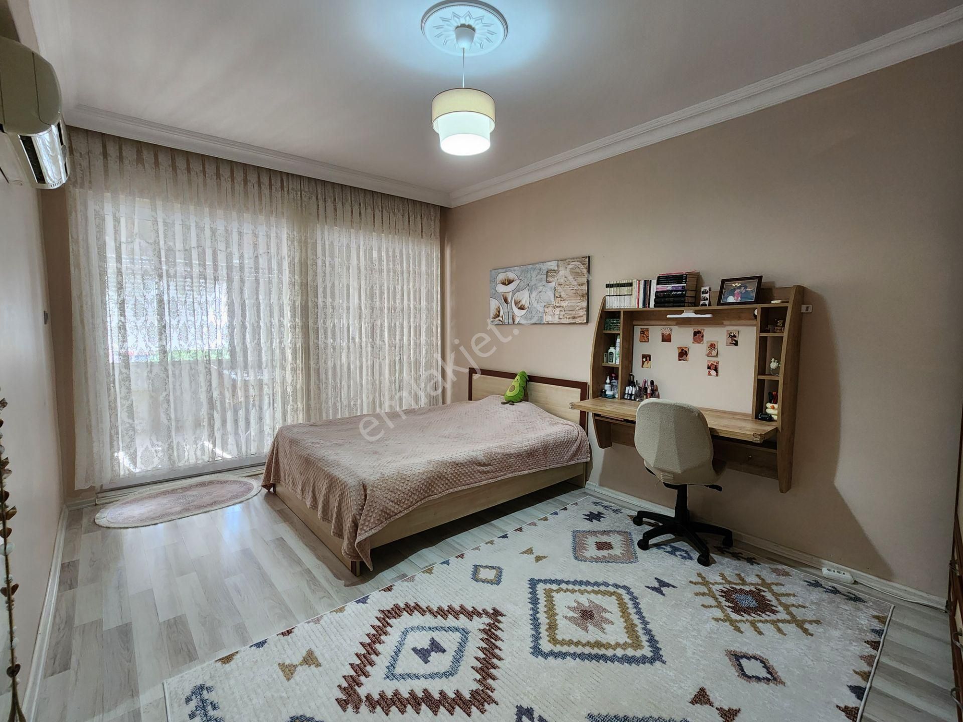 Antalya Merkez Varlık Mahallesi'nde Satılık Lux Yapılı 3+1 - Görsel 12