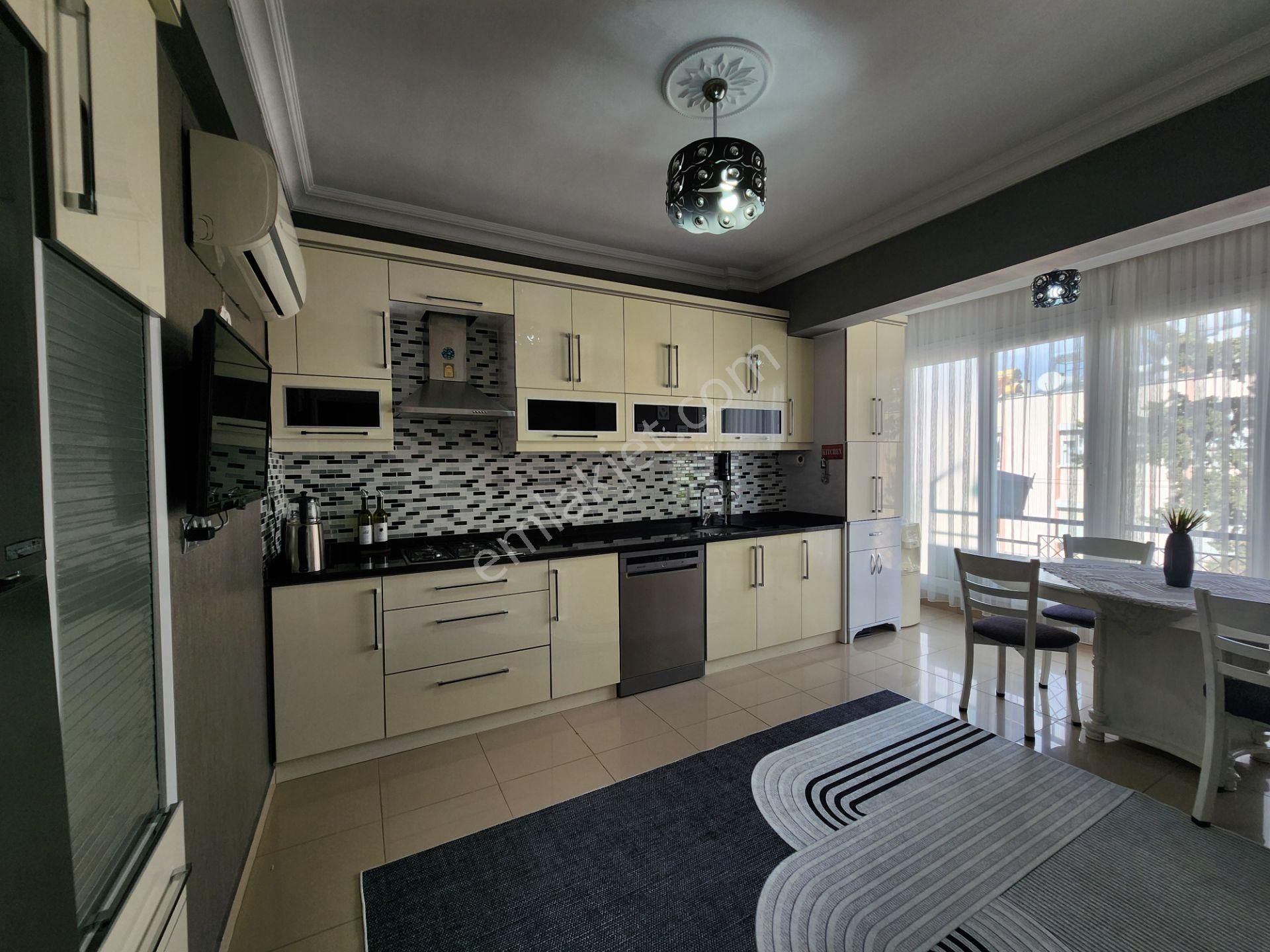 Antalya Merkez Varlık Mahallesi'nde Satılık Lux Yapılı 3+1 - Görsel 22