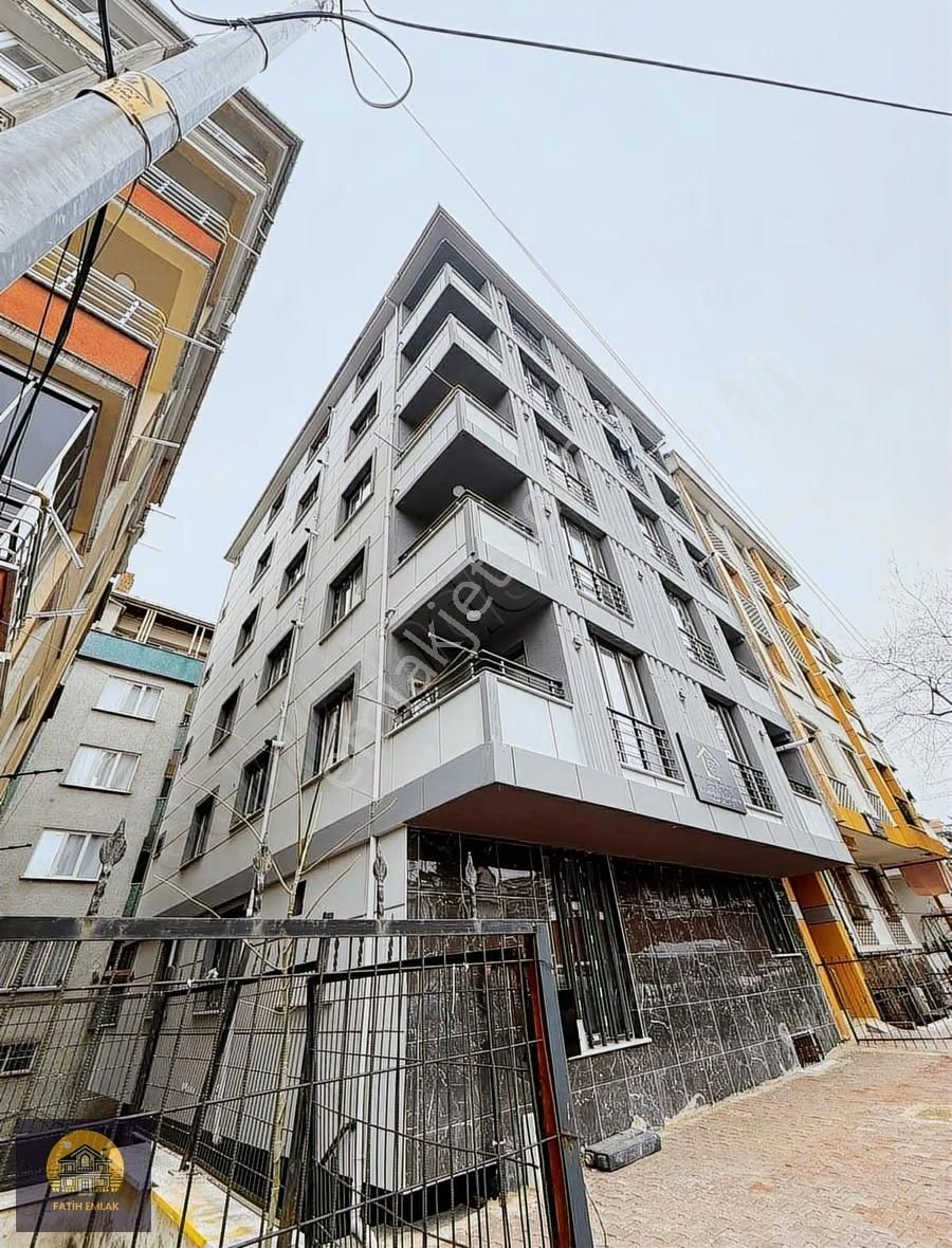 Yenibosna İtfaiyesi Yakını Satılık Sıfır 2+1 Ara Kat - Görsel 9