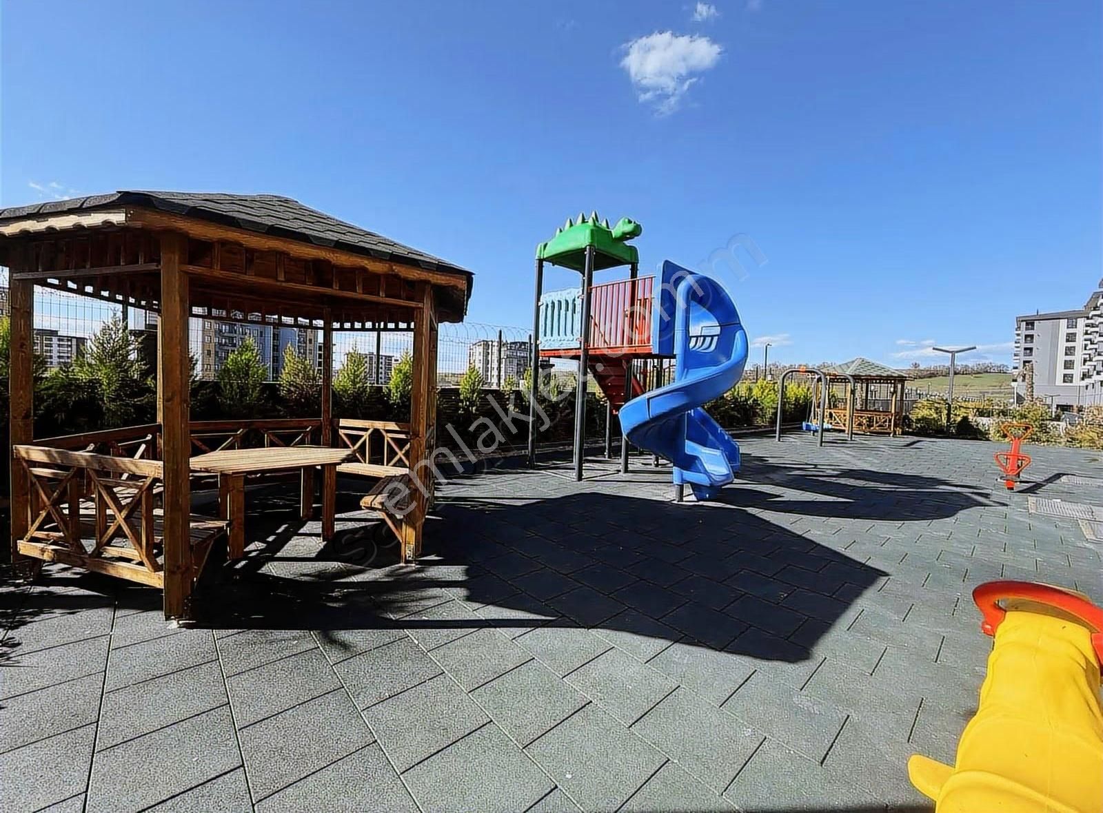 Kayapa Loca 180 Projesinde Kiralık, Geniş Ve Konforlu 2+1 Daire - Görsel 21