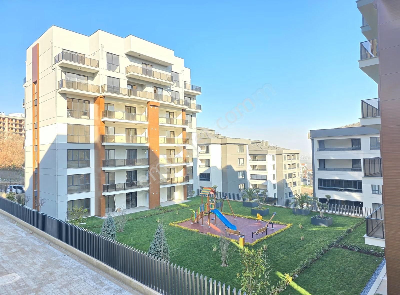 Kiralık 4,5+1 Net 220 M2 Köşe Tip Daire - Görsel 21