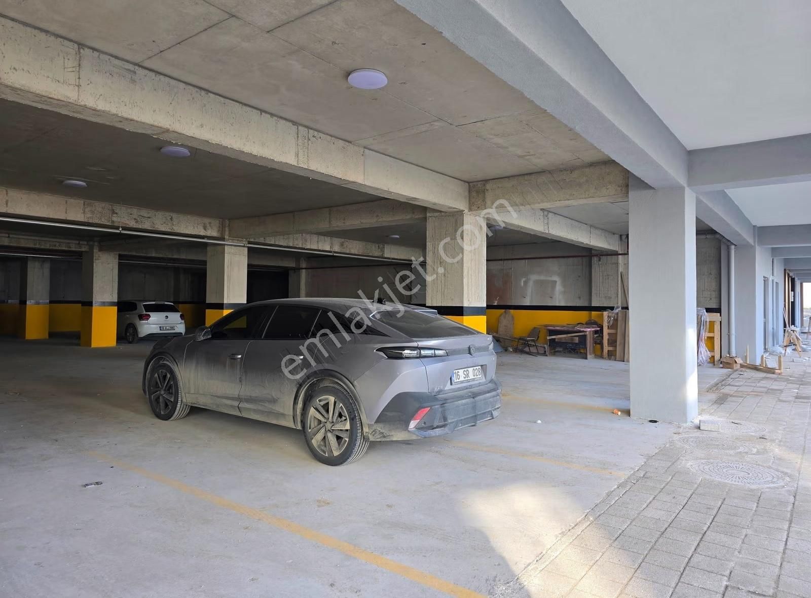 Kiralık 4,5+1 Net 220 M2 Köşe Tip Daire - Görsel 26