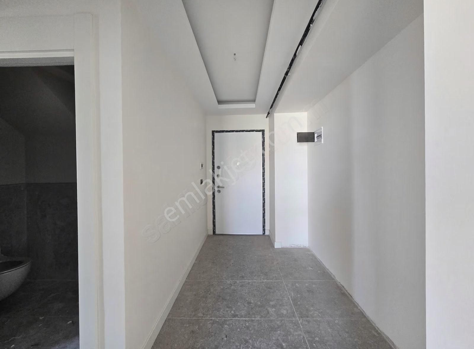 Kiralık 4,5+1 Net 220 M2 Köşe Tip Daire - Görsel 22