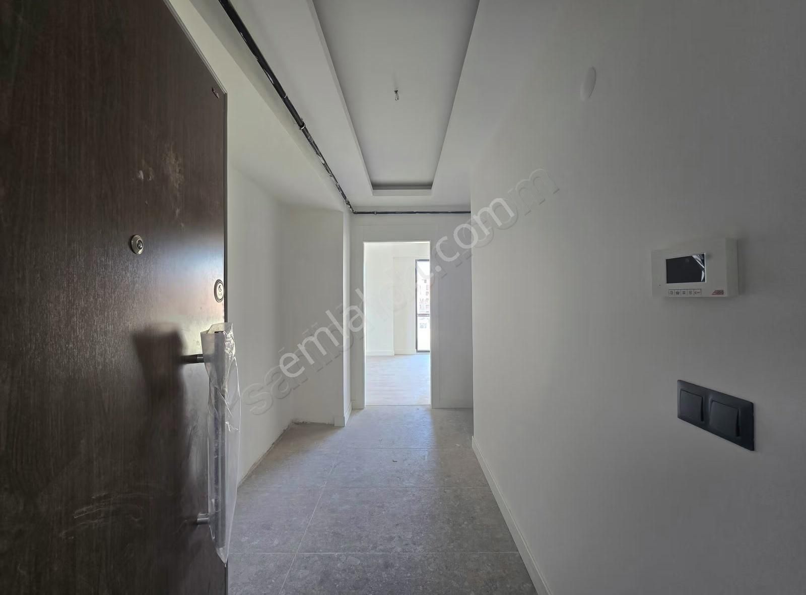 Kiralık 4,5+1 Net 220 M2 Köşe Tip Daire - Görsel 35