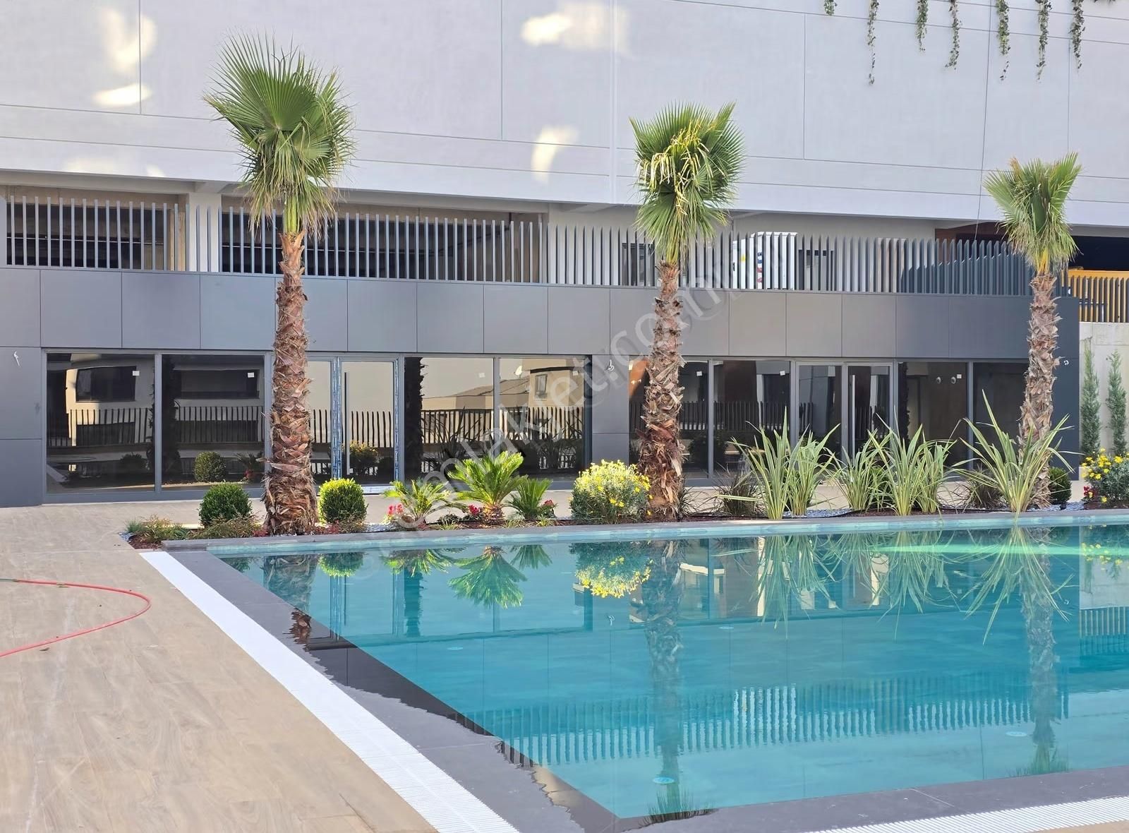 Kiralık 4,5+1 Net 220 M2 Köşe Tip Daire - Görsel 20