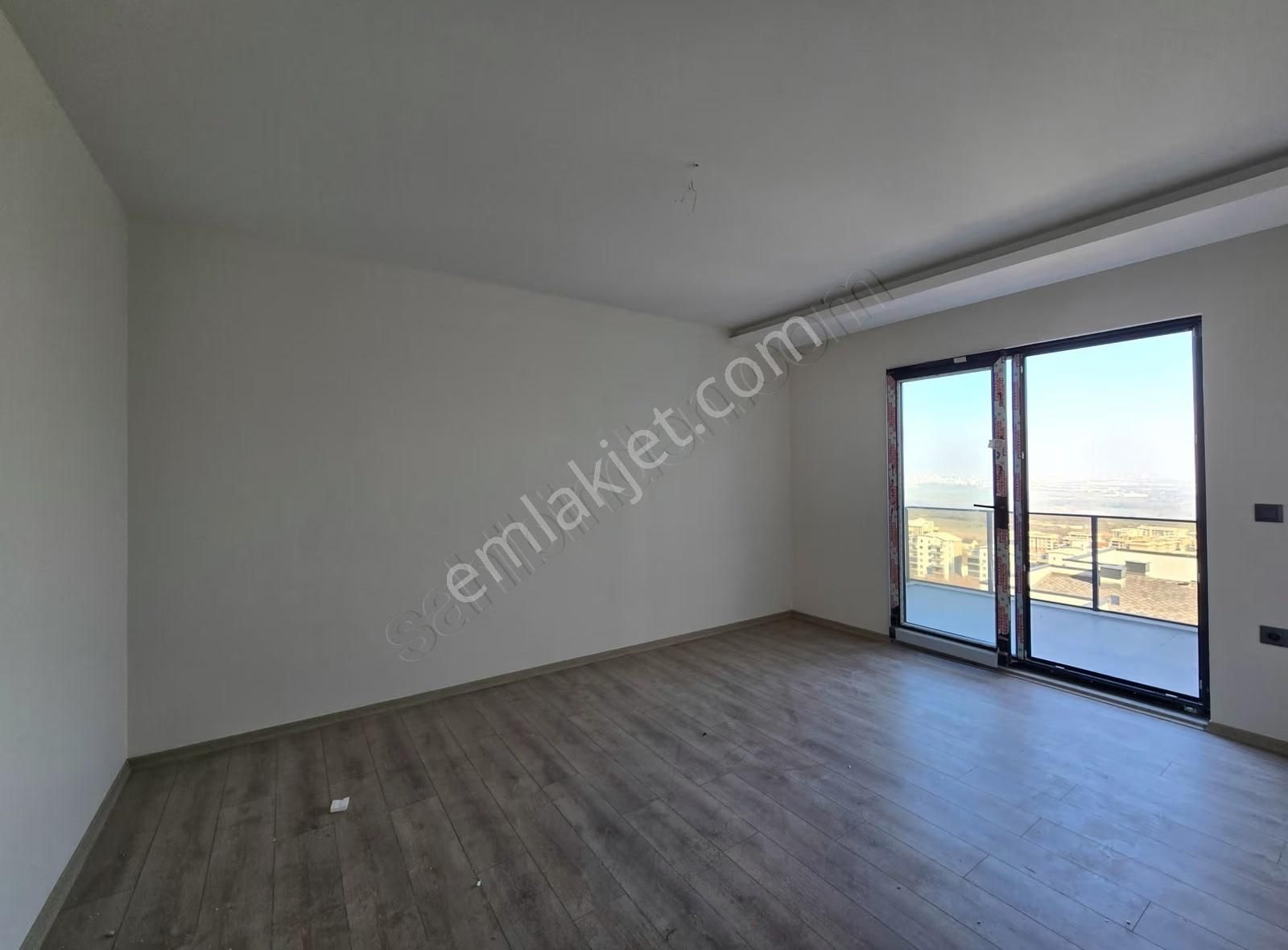 Kiralık 4,5+1 Net 220 M2 Köşe Tip Daire - Görsel 10