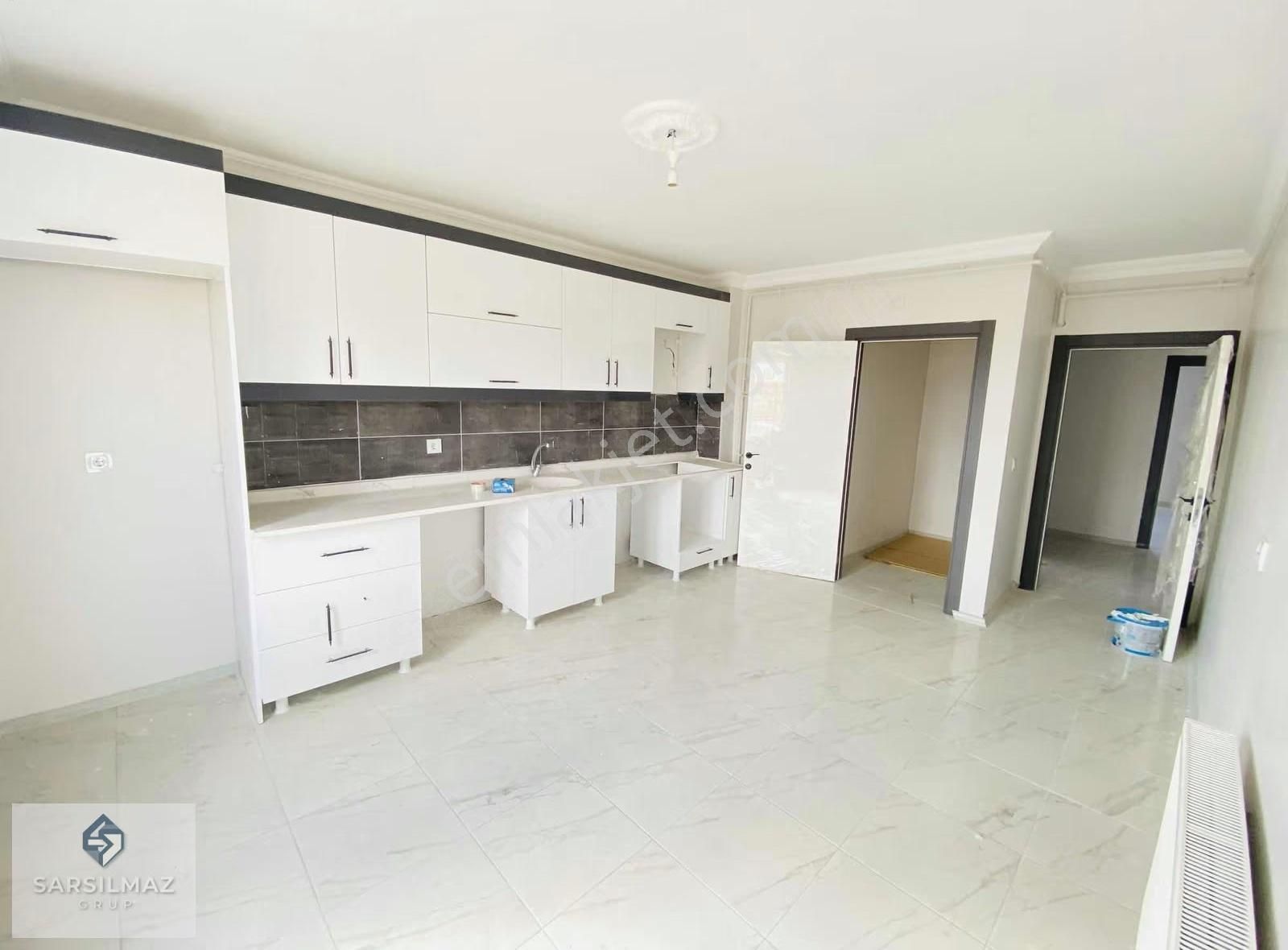 Orta Kat İskanlı Kombi Petek Takılı Krediye Uygun 3+1 Daire