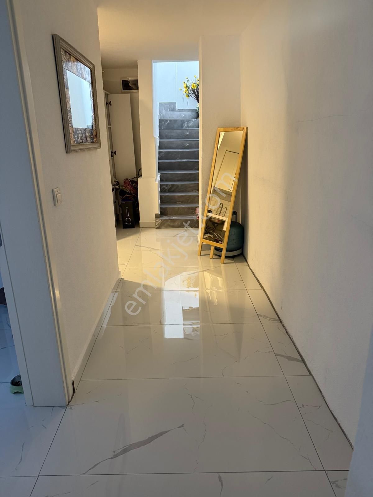 Denize 250m 1+1 Tadilatlı Eşyalı Satılık Daire Bodrum/gümbet - Görsel 10