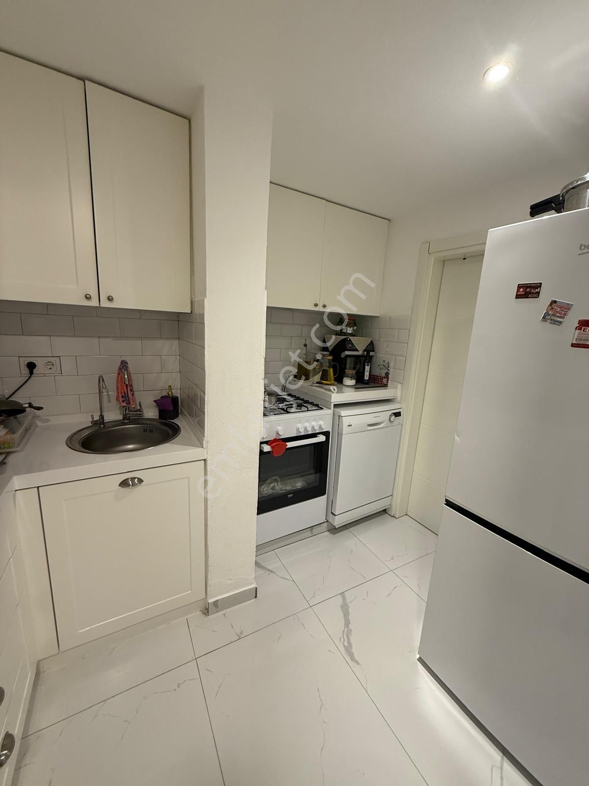 Denize 250m 1+1 Tadilatlı Eşyalı Satılık Daire Bodrum/gümbet - Görsel 9