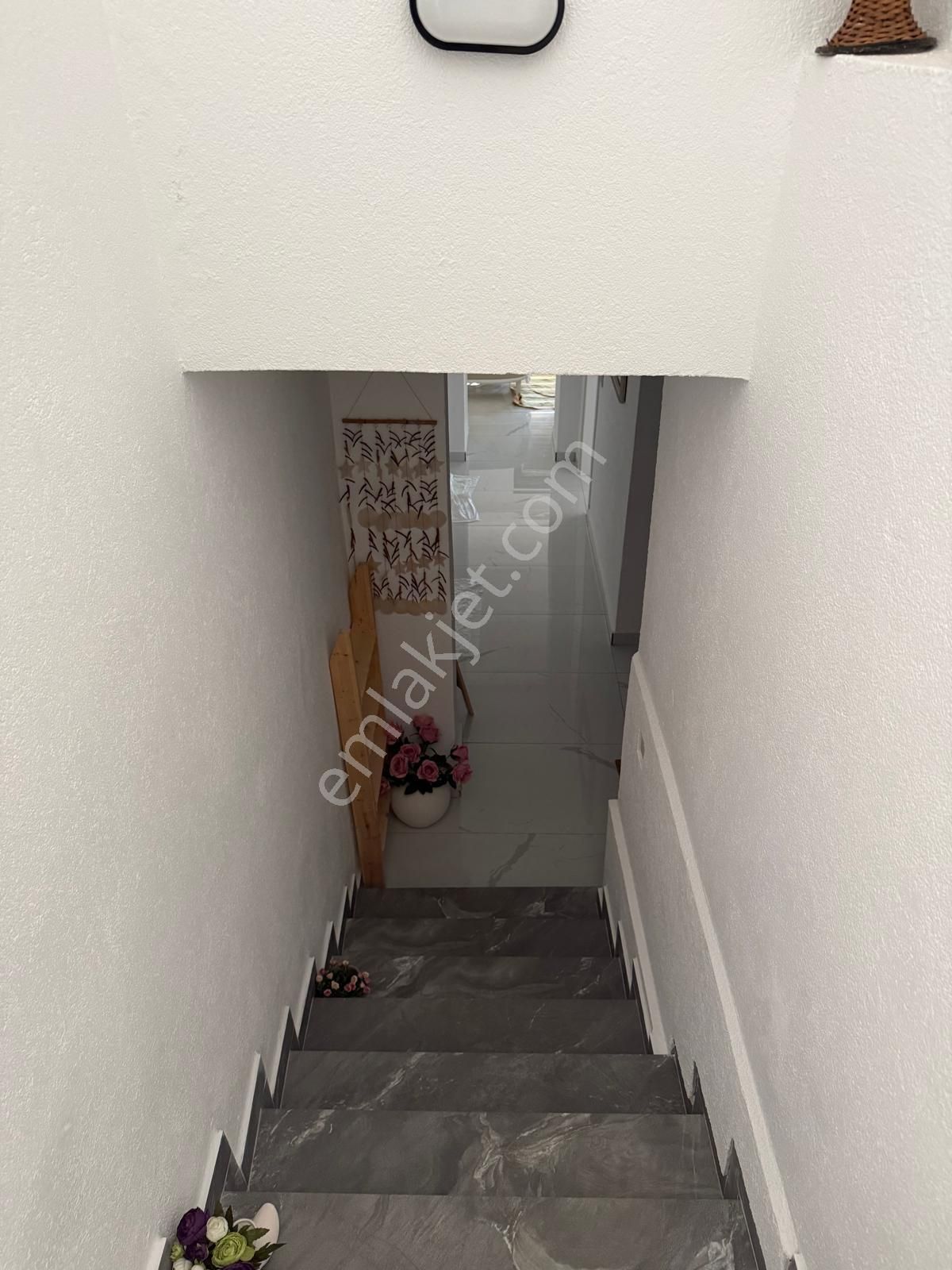 Denize 250m 1+1 Tadilatlı Eşyalı Satılık Daire Bodrum/gümbet - Görsel 17