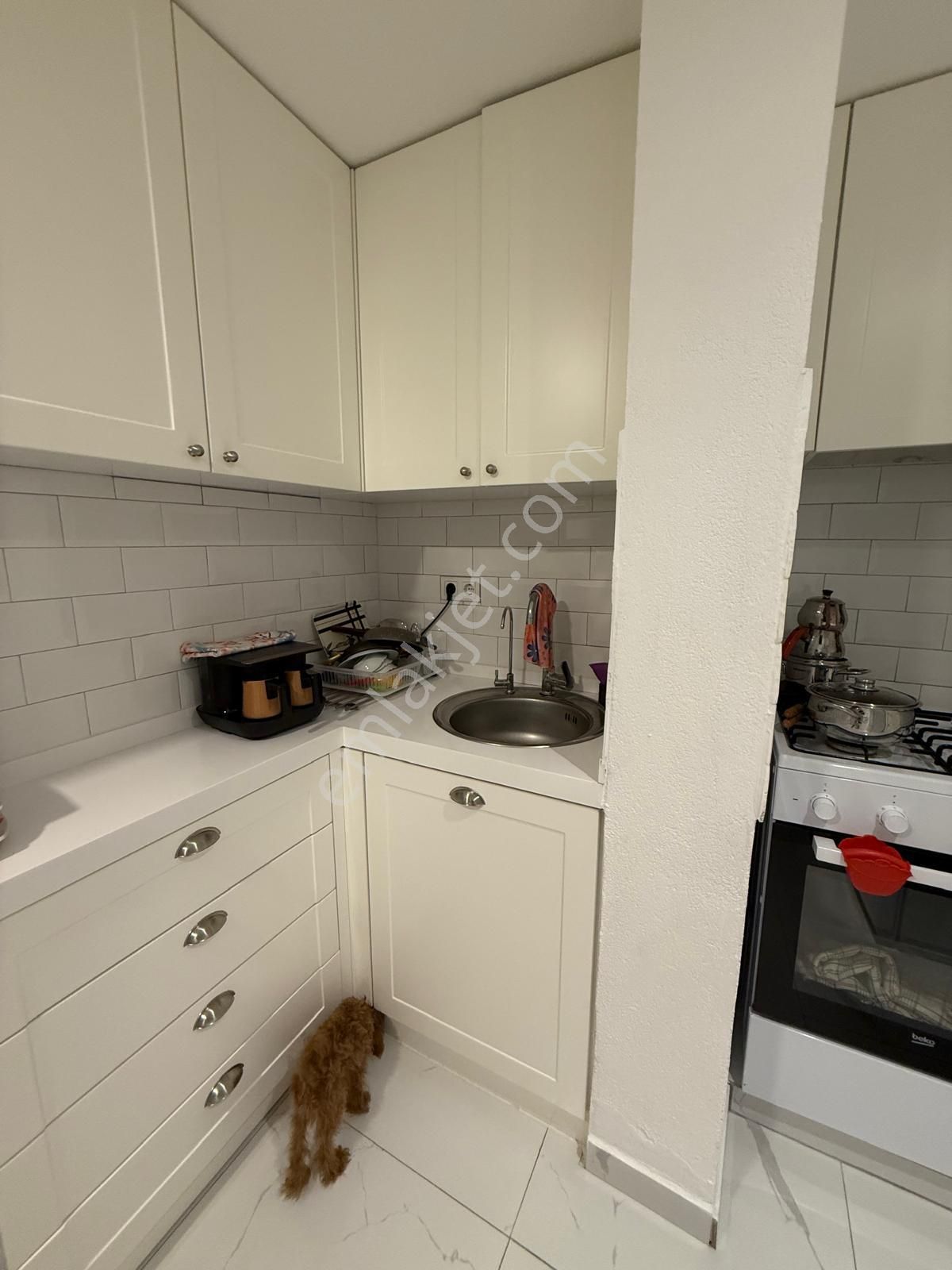 Denize 250m 1+1 Tadilatlı Eşyalı Satılık Daire Bodrum/gümbet - Görsel 8