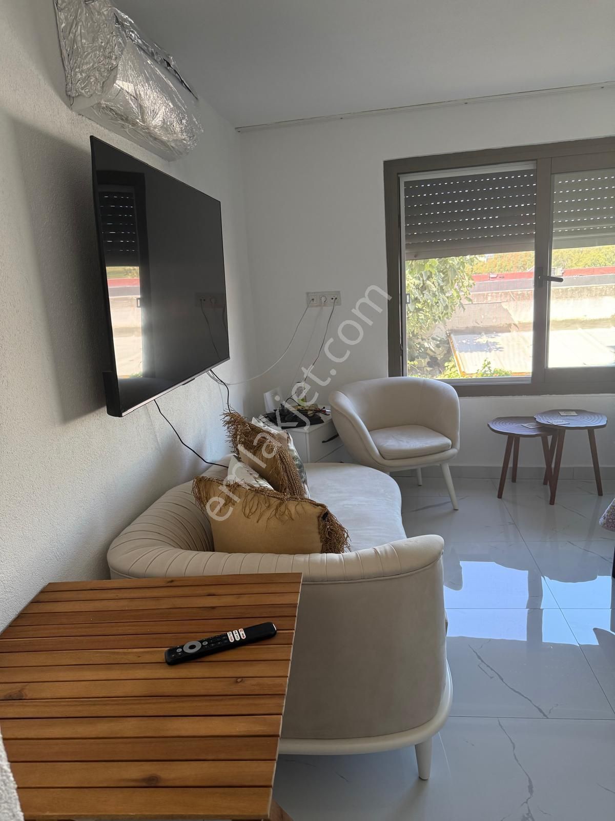 Denize 250m 1+1 Tadilatlı Eşyalı Satılık Daire Bodrum/gümbet - Görsel 3