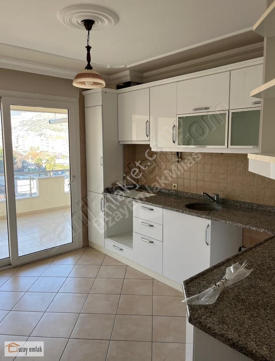 Milasbodrum Yolu Üzerinde Geniş Ve Konforlu 3+1 Kiralık Daire - Görsel 22