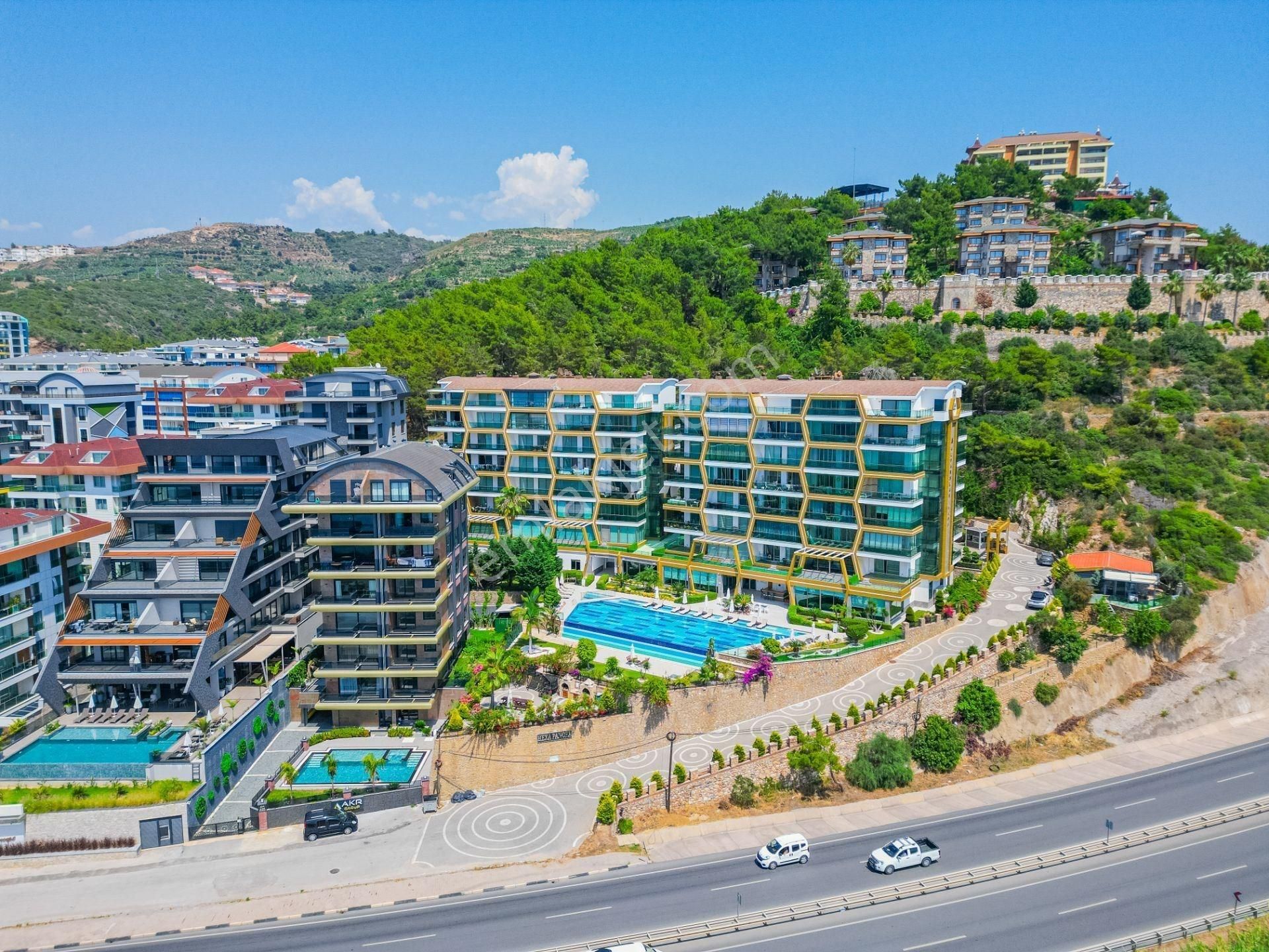 Alanya Kargıcak’ta Denize 50 M, Deniz Manzaralı 1+1 Lüks Daire - Görsel 2