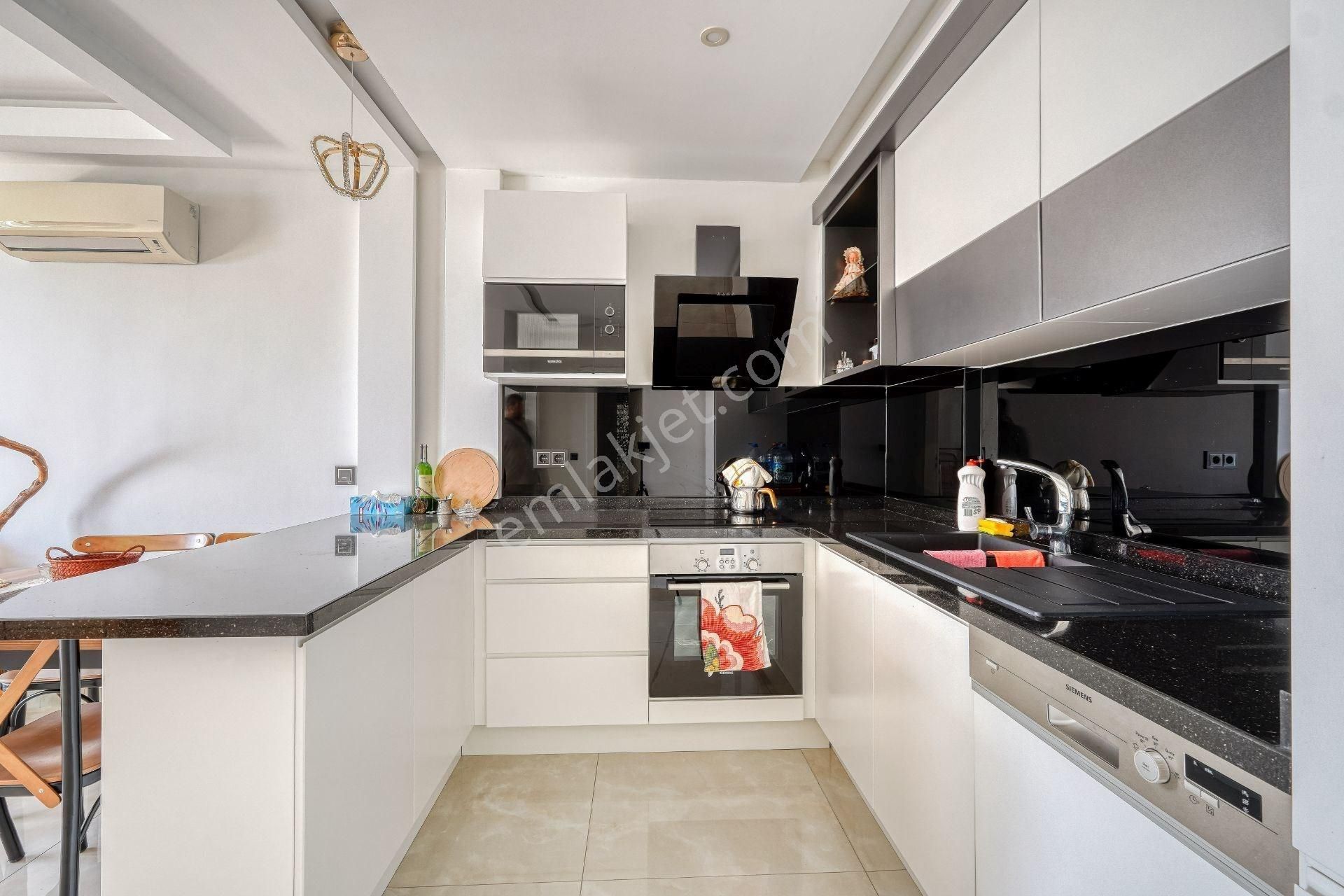 Alanya Kargıcak’ta Denize 50 M, Deniz Manzaralı 1+1 Lüks Daire - Görsel 9