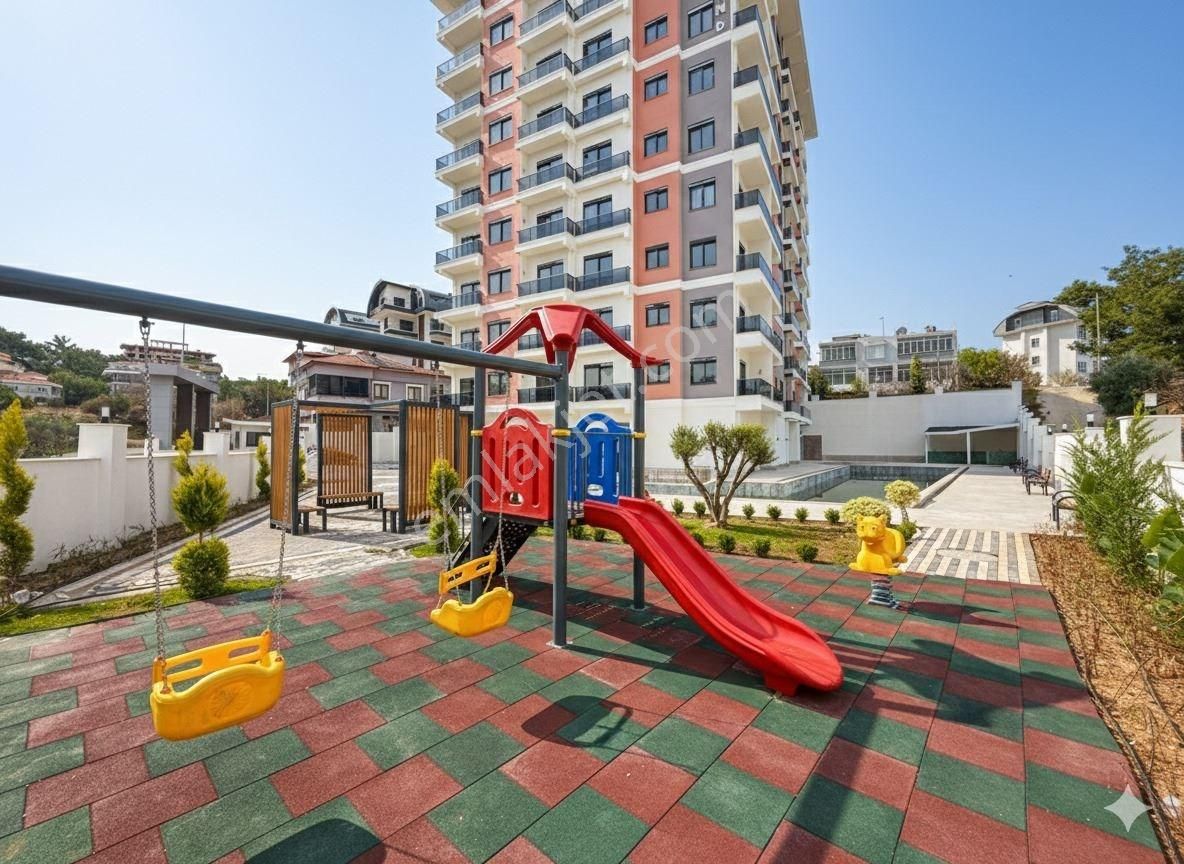 Alanya Avsallar’da Havuzlu Sitede İçerinde Muhteşem 1+1 Satılık Daire - Görsel 4
